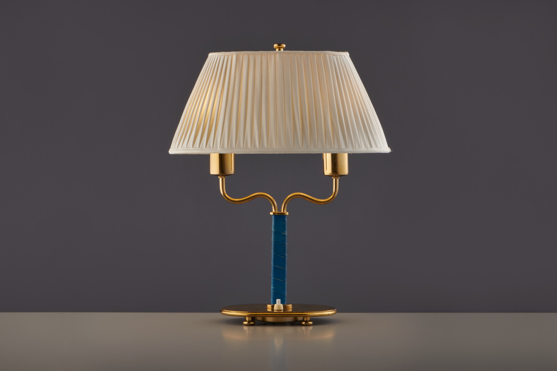 Table Lamp, Model no. 2388 image 2
