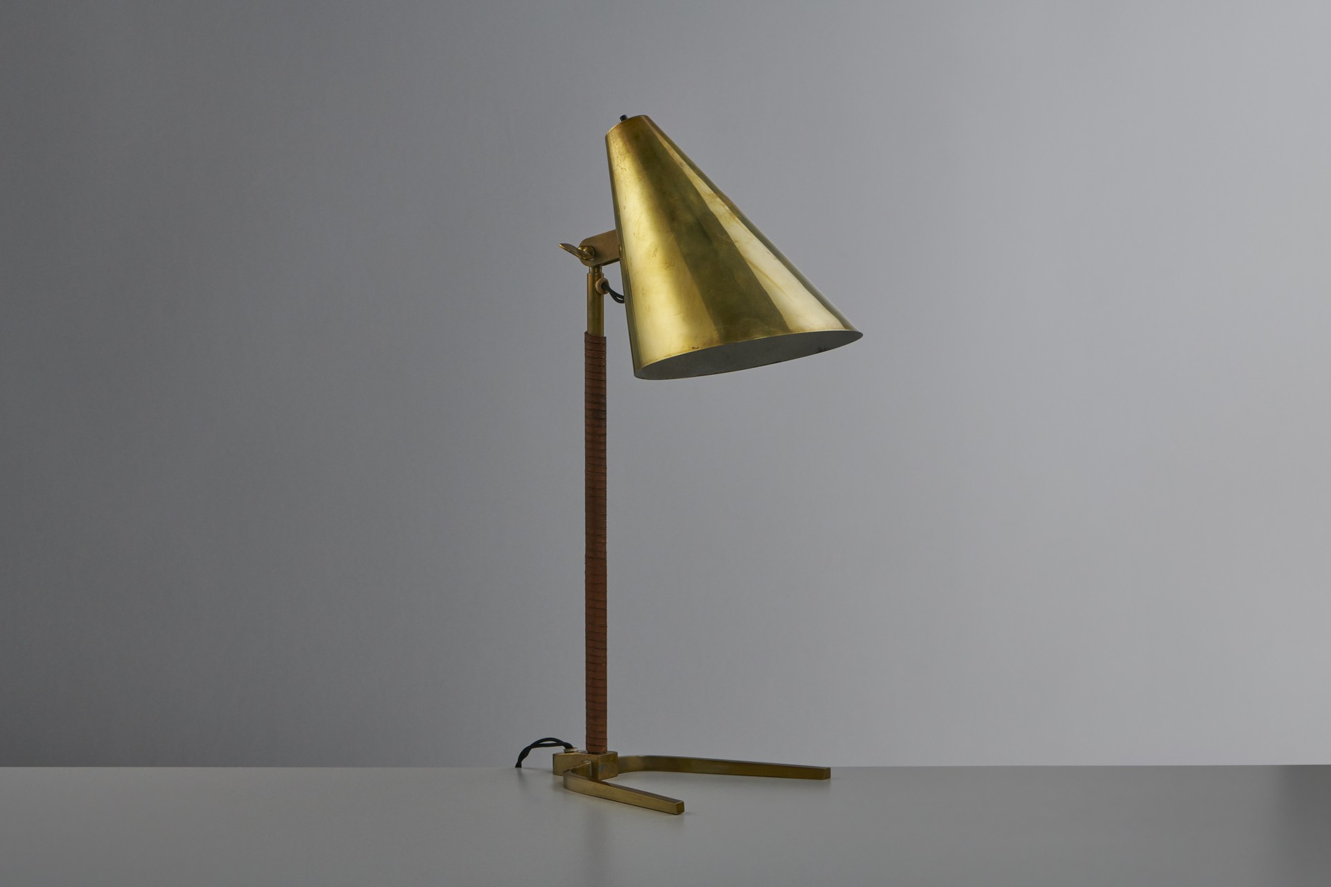 Table Lamp image 2