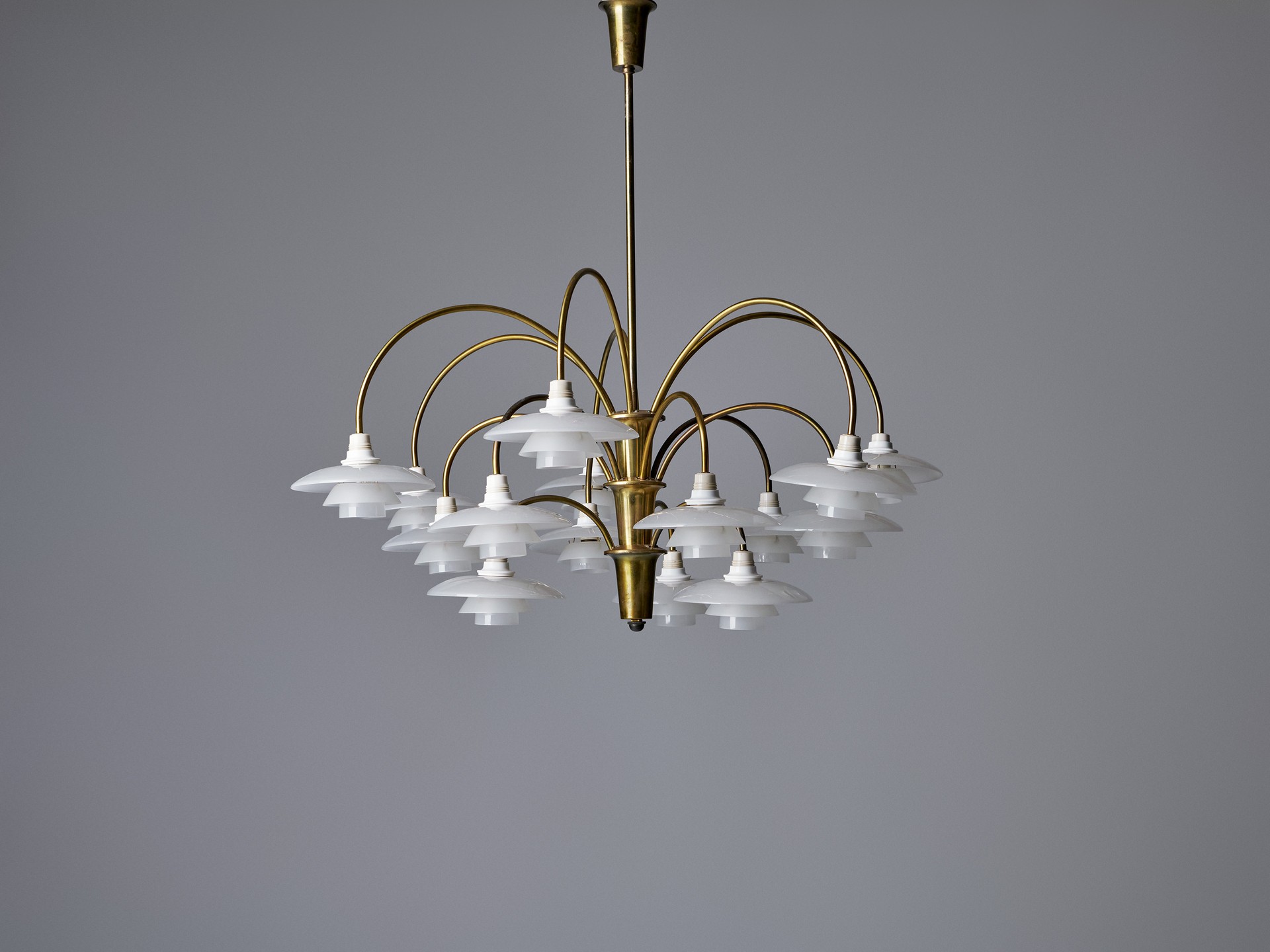 'Bombardement' Chandelier image 2