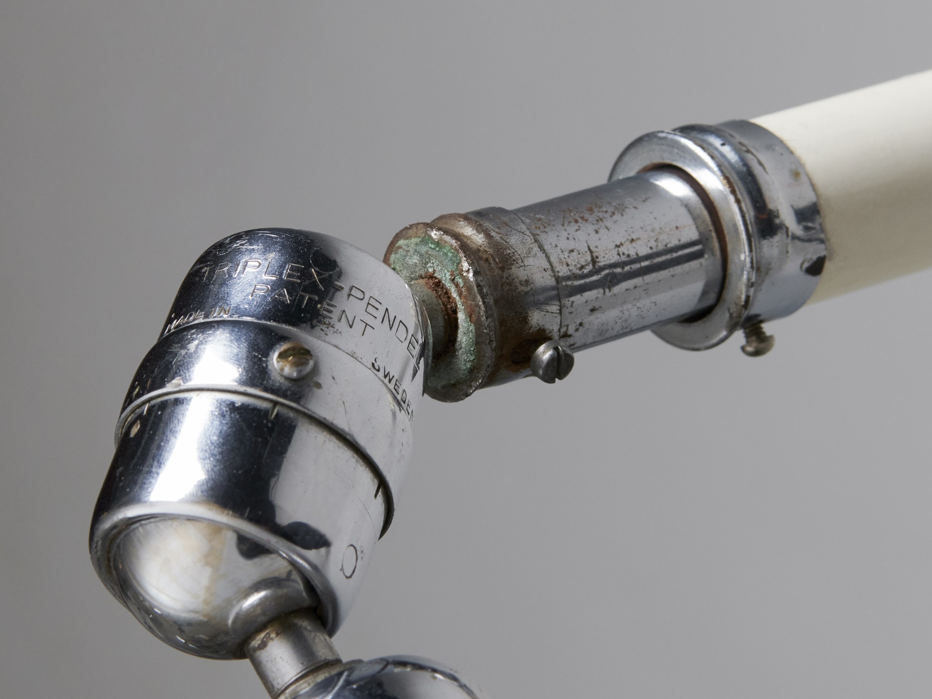 'Triplex' Extending Lamp image 5