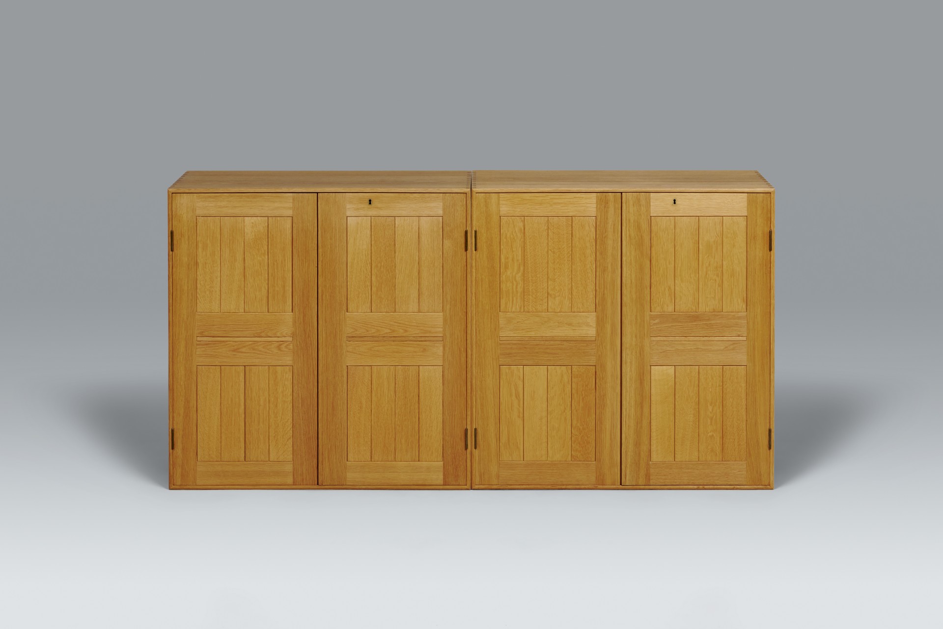 Set of Two Oak Bookcases image 2