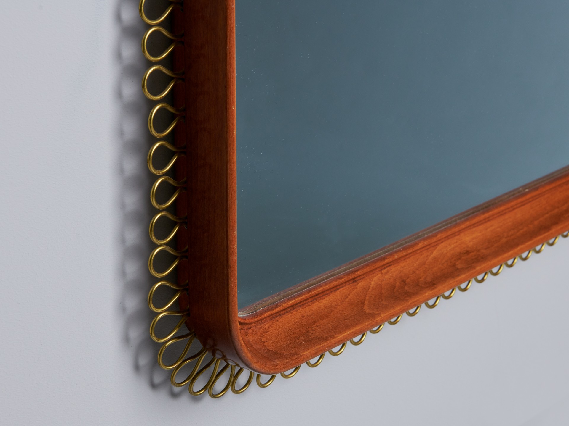 Mirror image 3