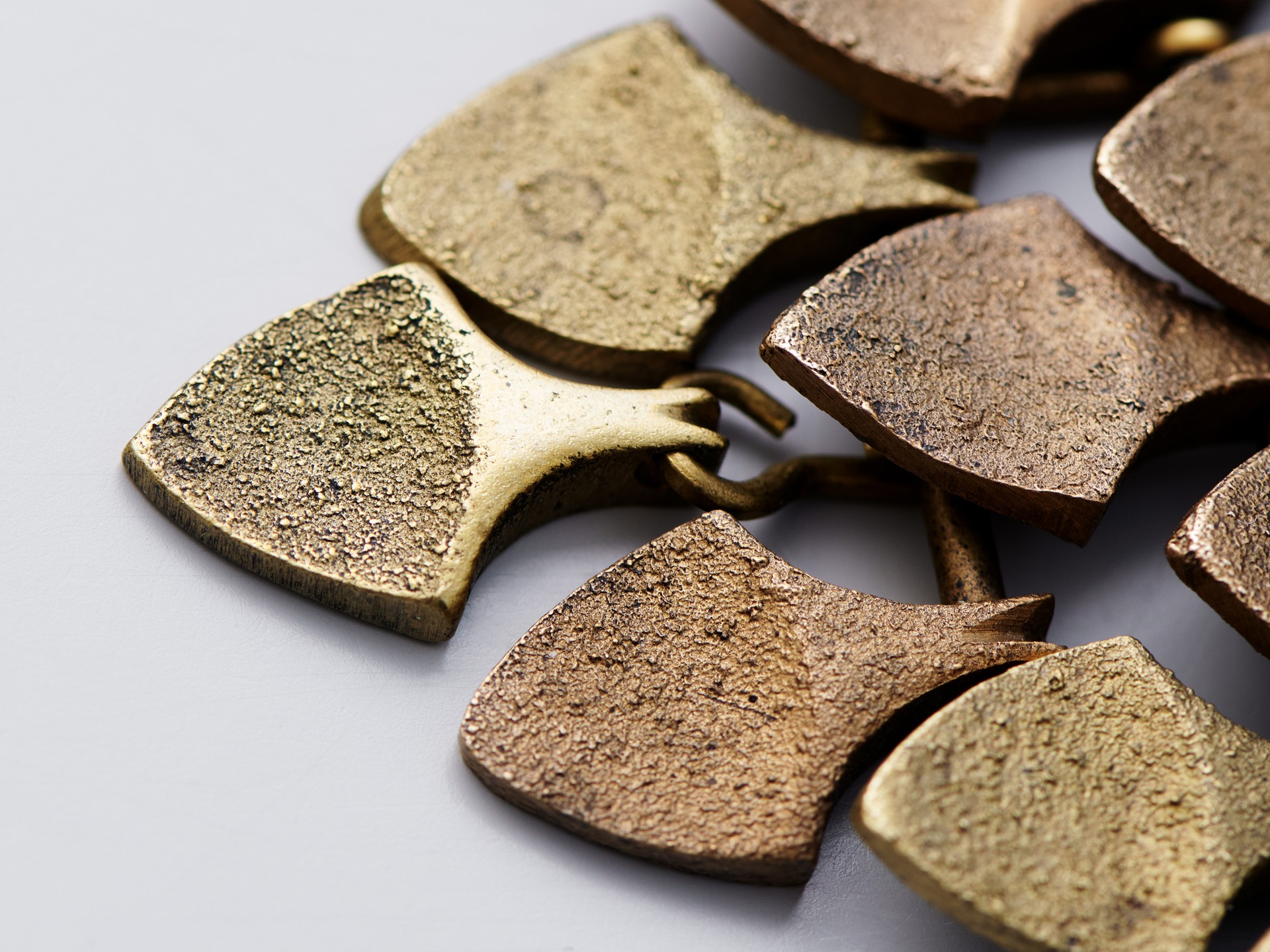 Necklace image 3