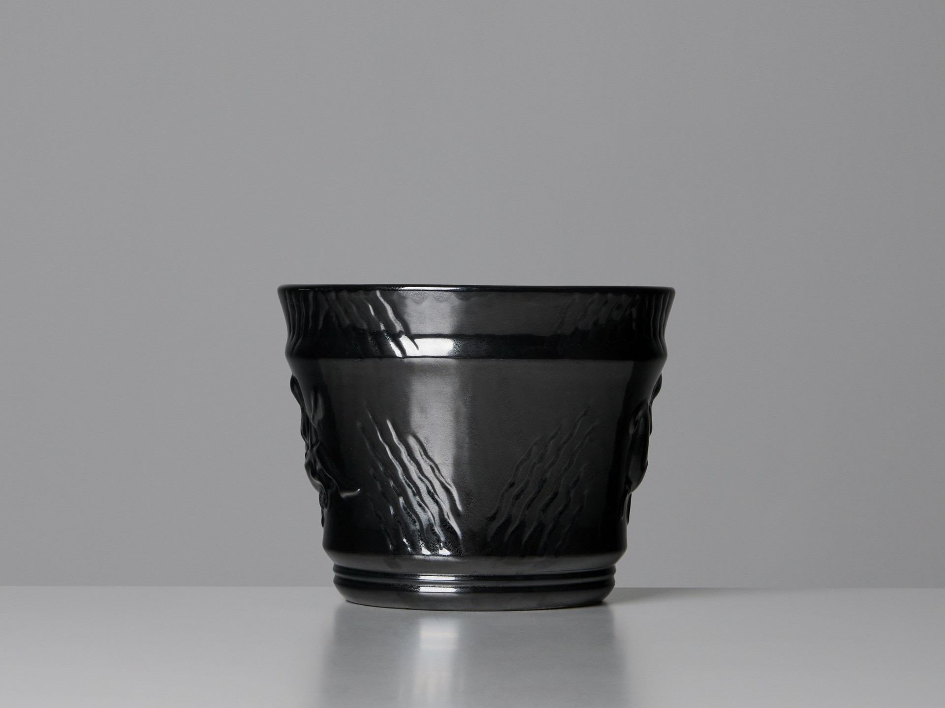Vase image 4