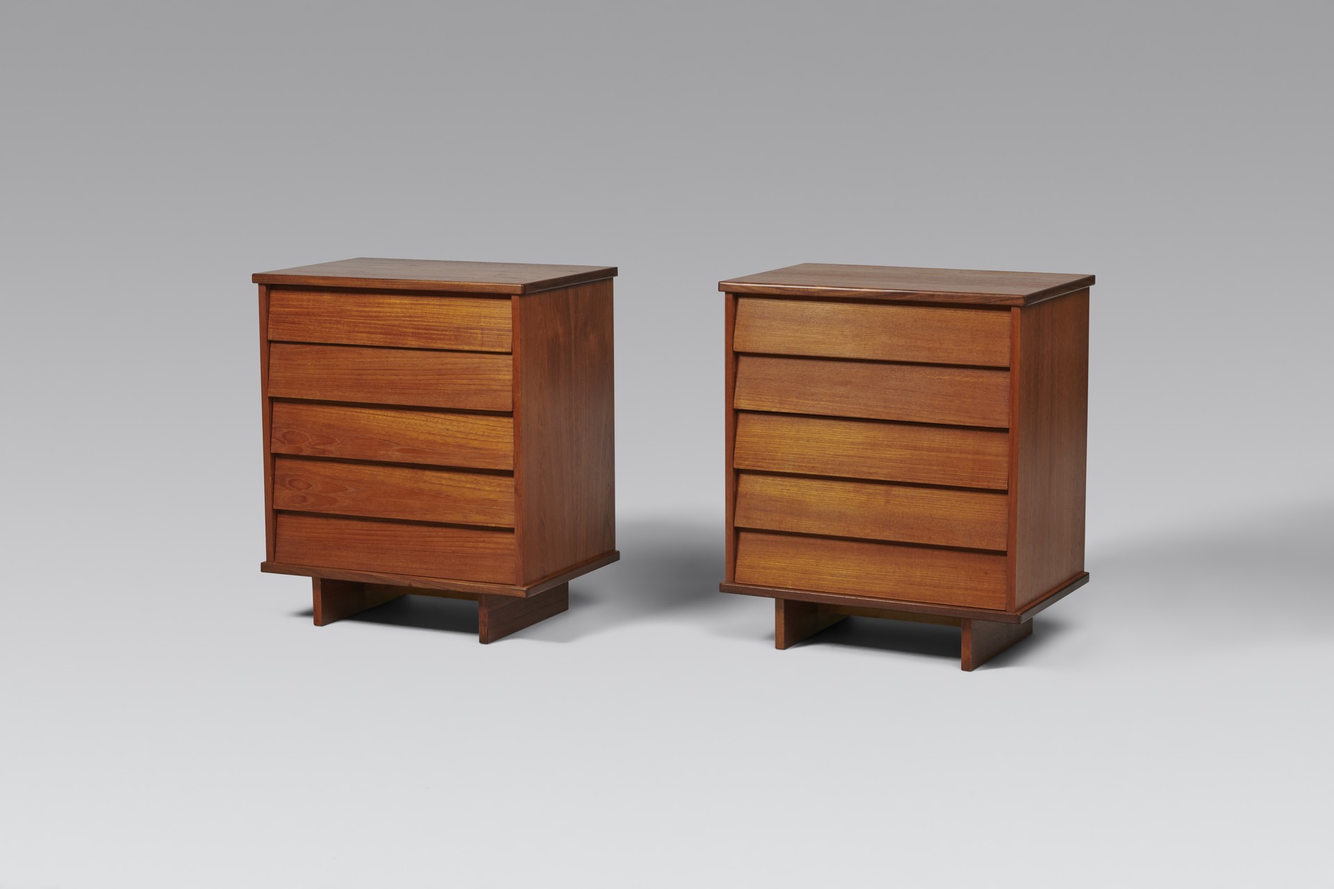 Pair of Chest of Drawers