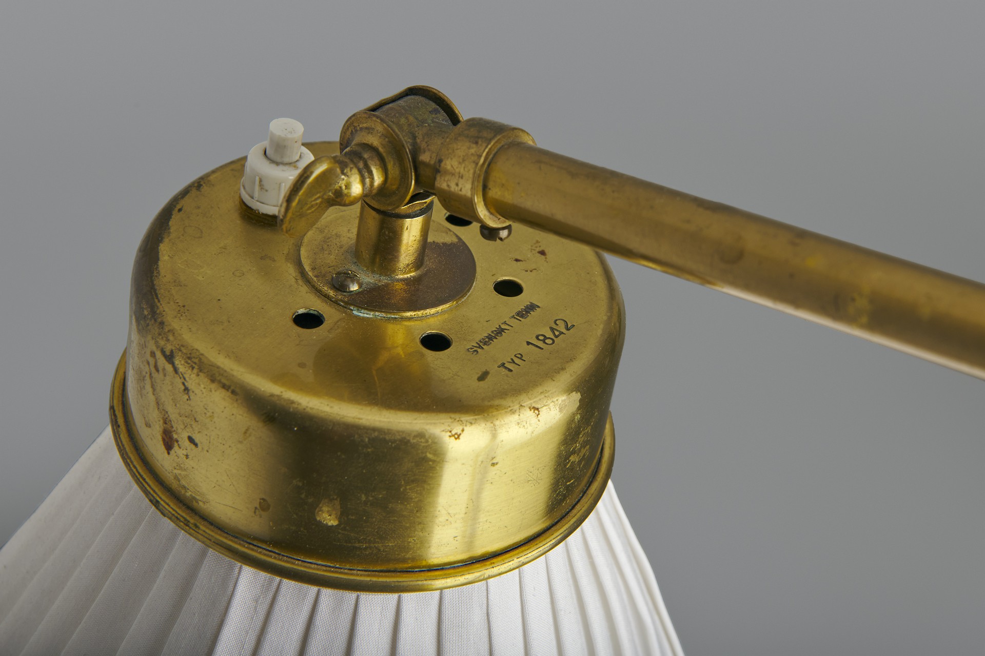 Adjustable Floor Lamp Model 1842 image 6