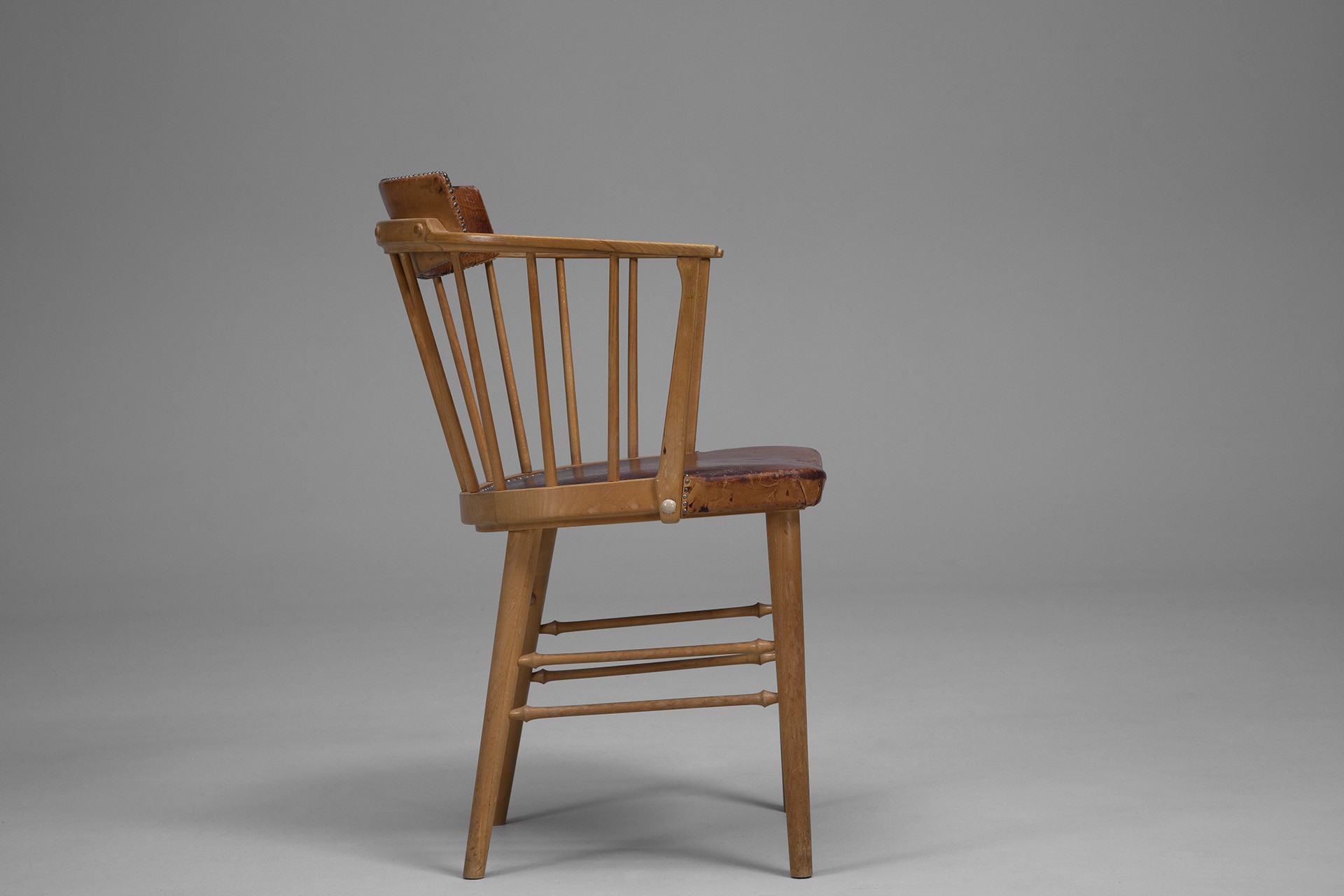 Armchair image 2