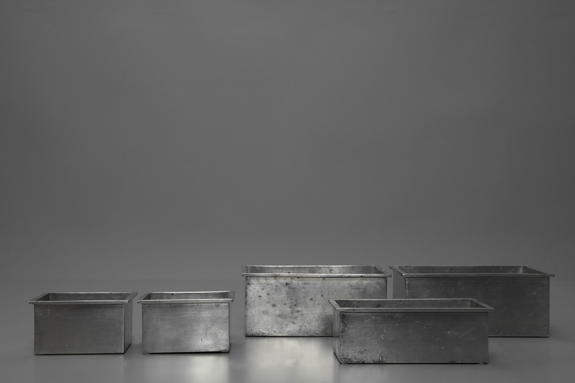 Set of Five Planters image 2