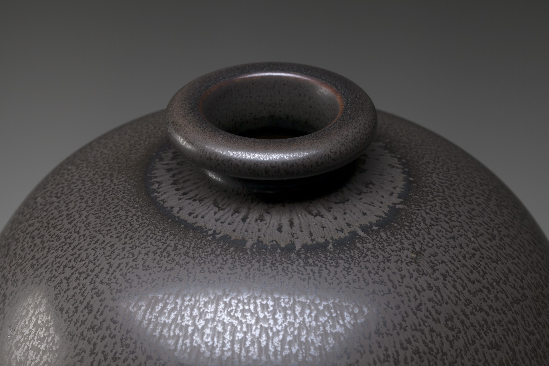 Vase image 3
