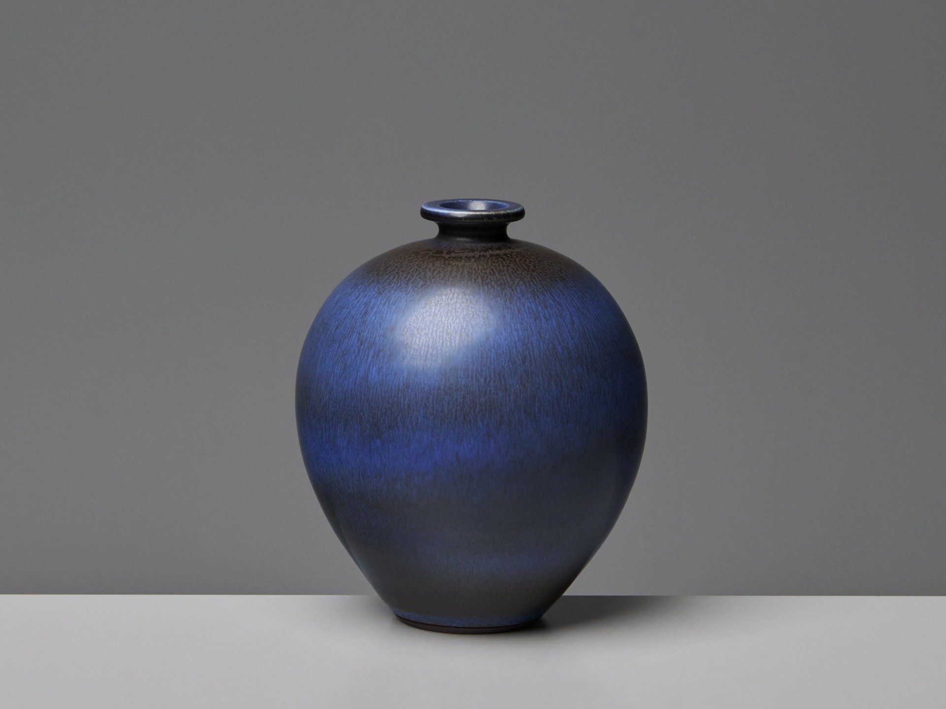 Group of Three Large Vases image 3