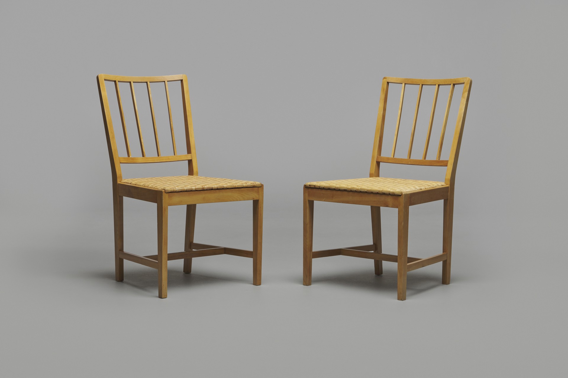 Set of Six Chairs, Model no. 800 image 2