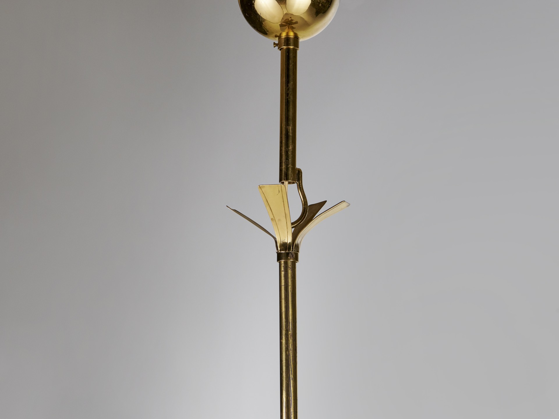 Chandelier image 5