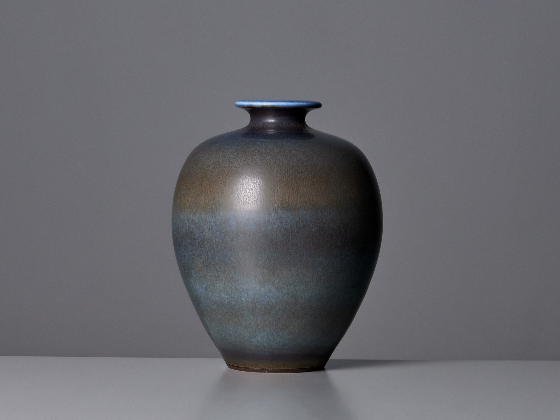 Group of Three Vases image 9