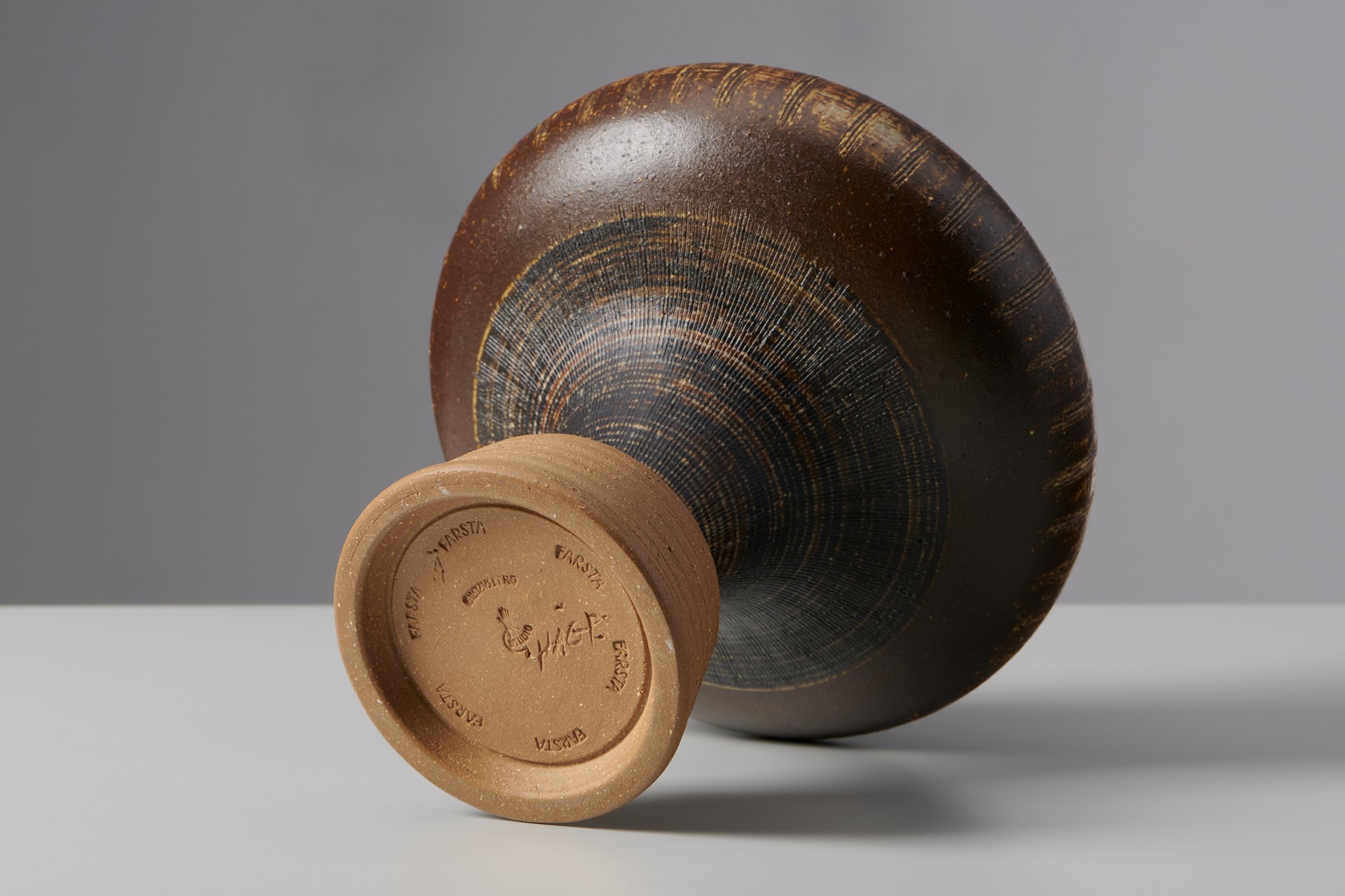 "Spirea" Vase image 6