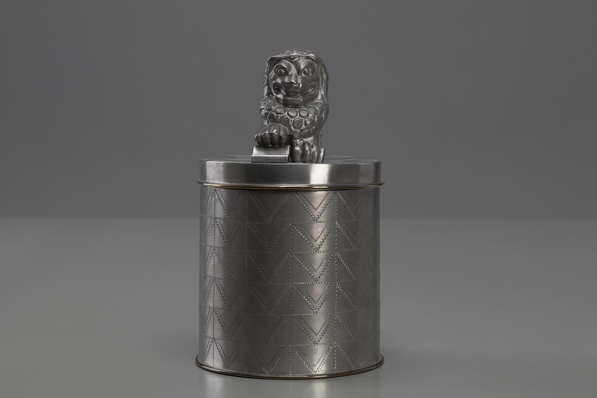 Pewter Jar With Lid image 3