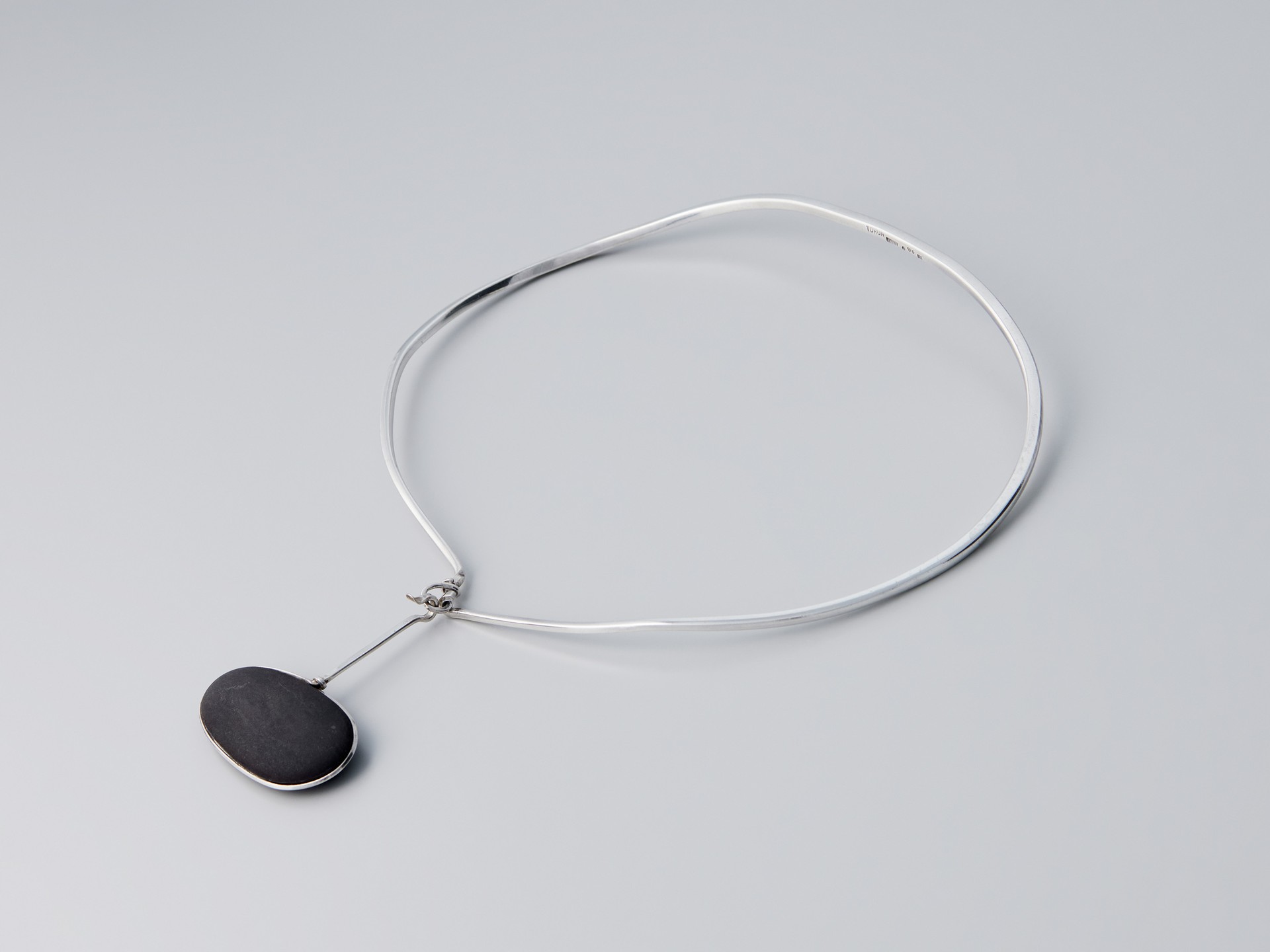 Necklace image 2