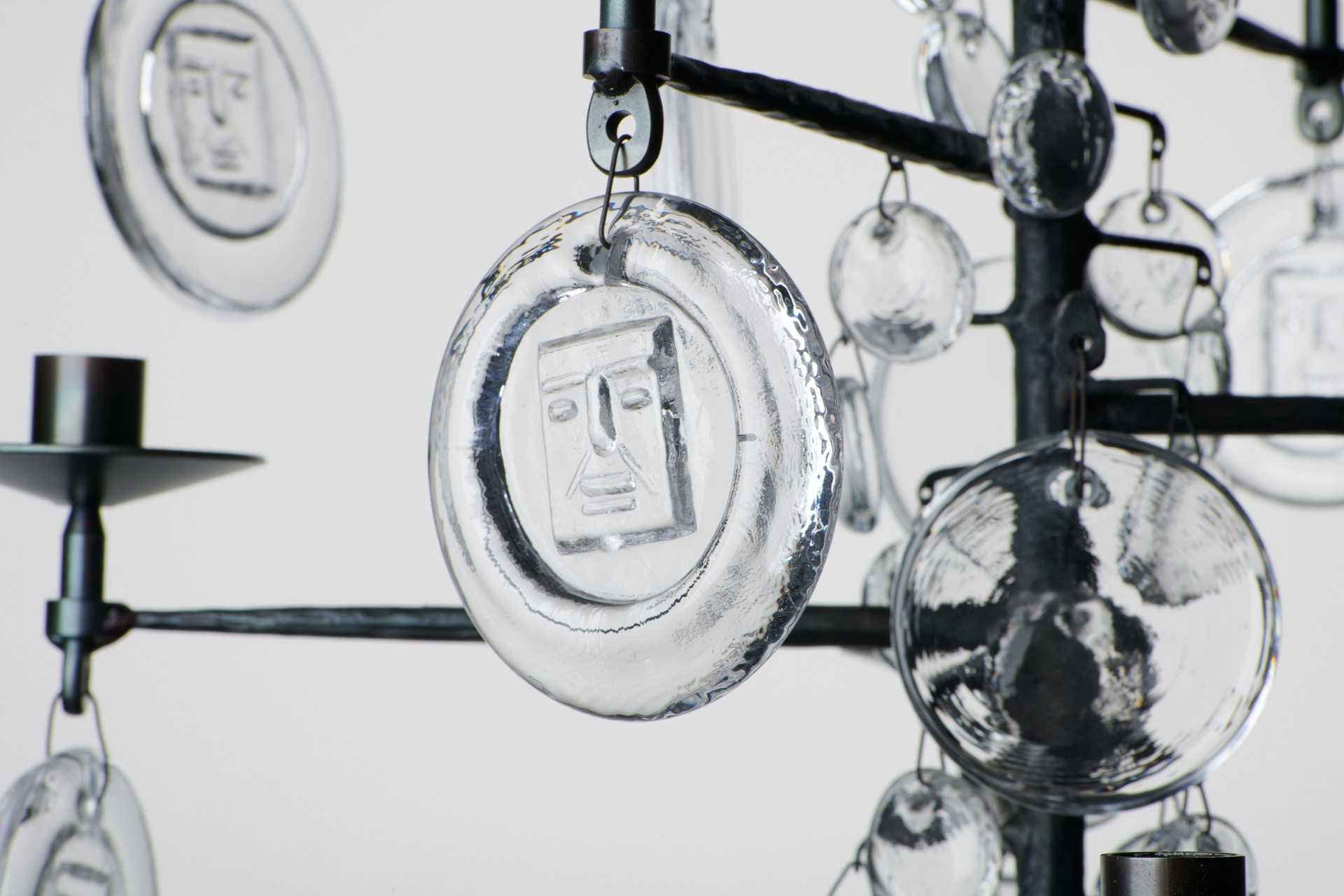Chandelier image 4