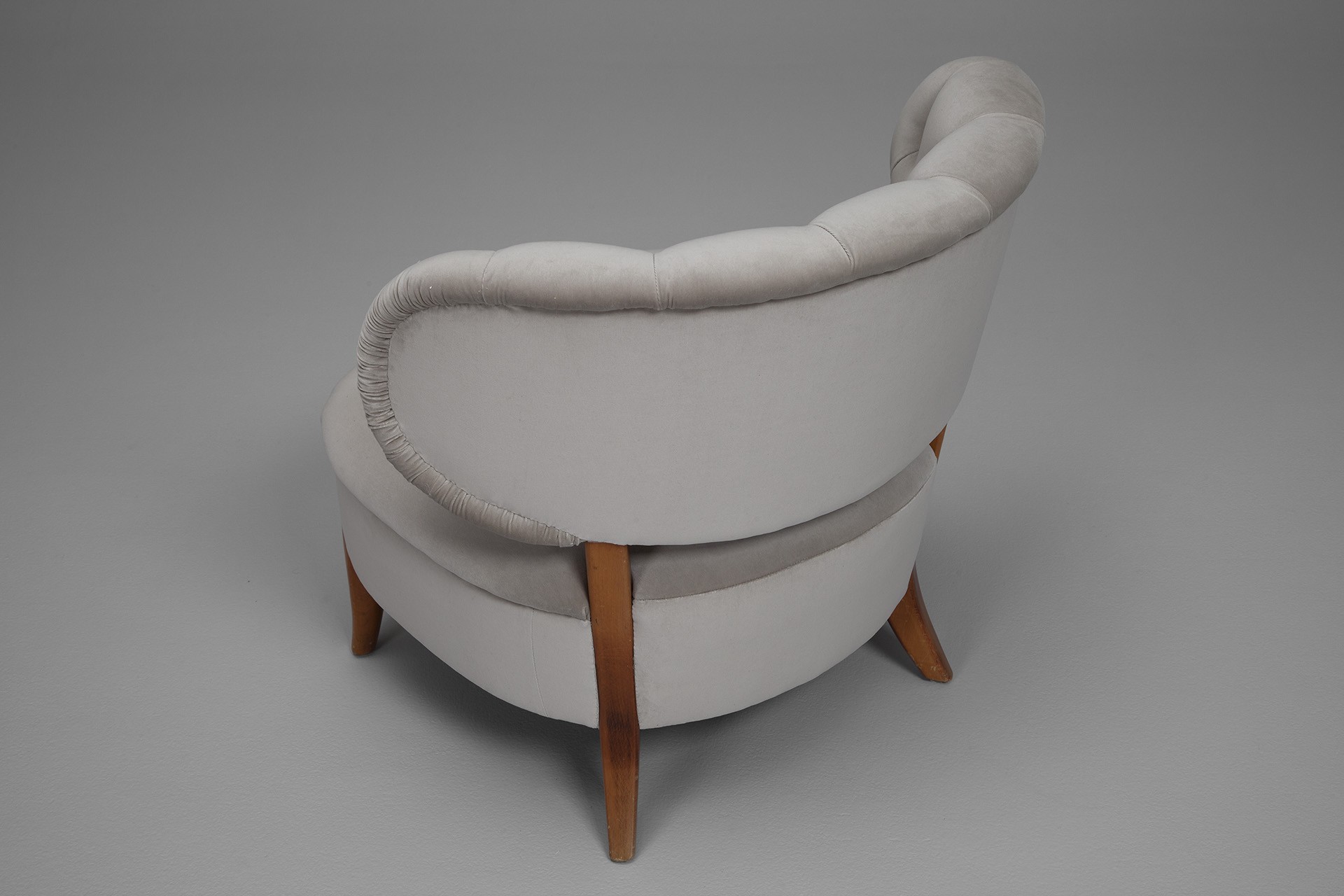 Pair of Lounge Chairs image 5