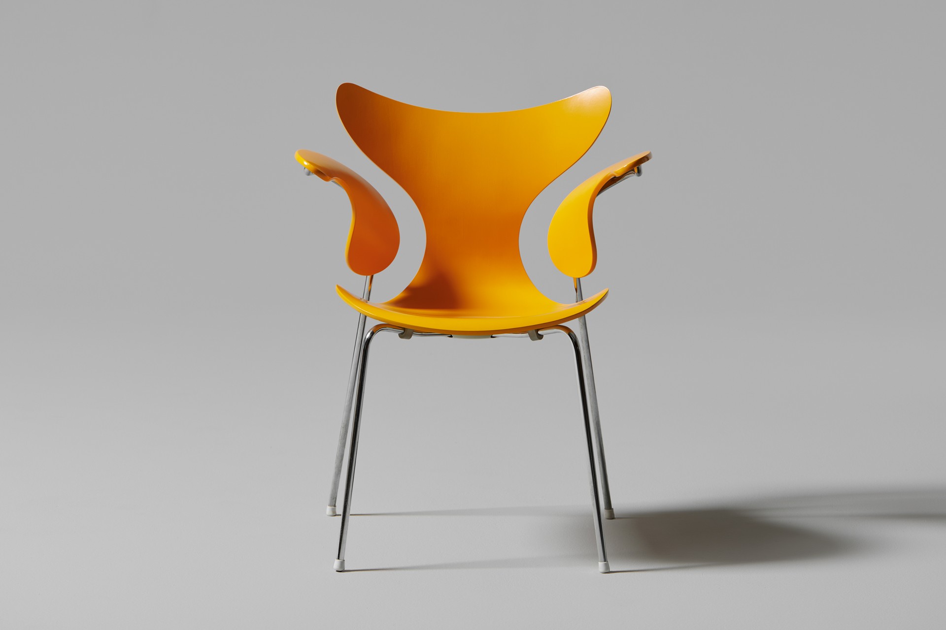 Set of Six 'Seagull' Chairs, Model no. 3108 image 2