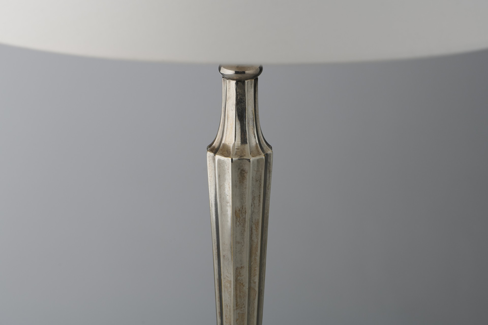Table Lamp image 3