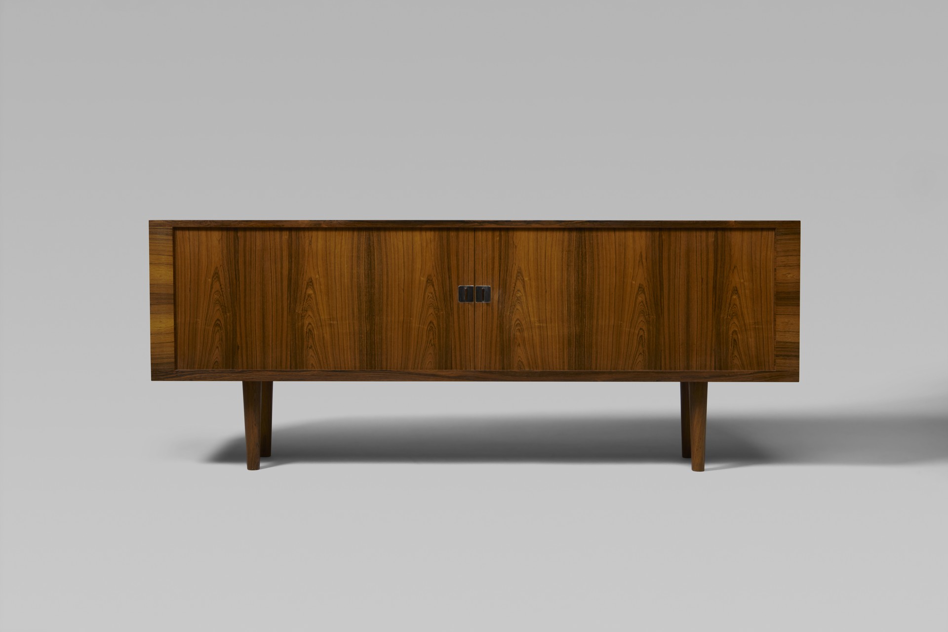 "President" Sideboard image 3
