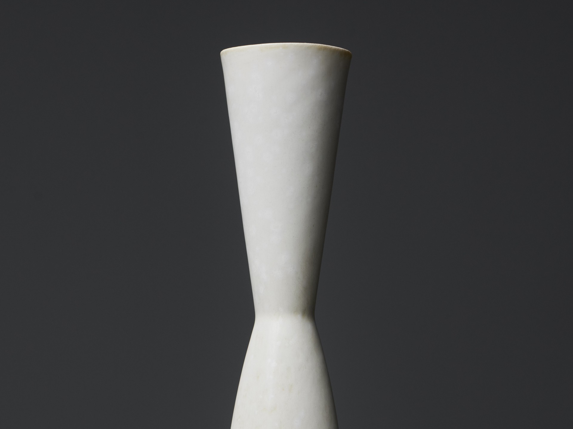 Vase image 5