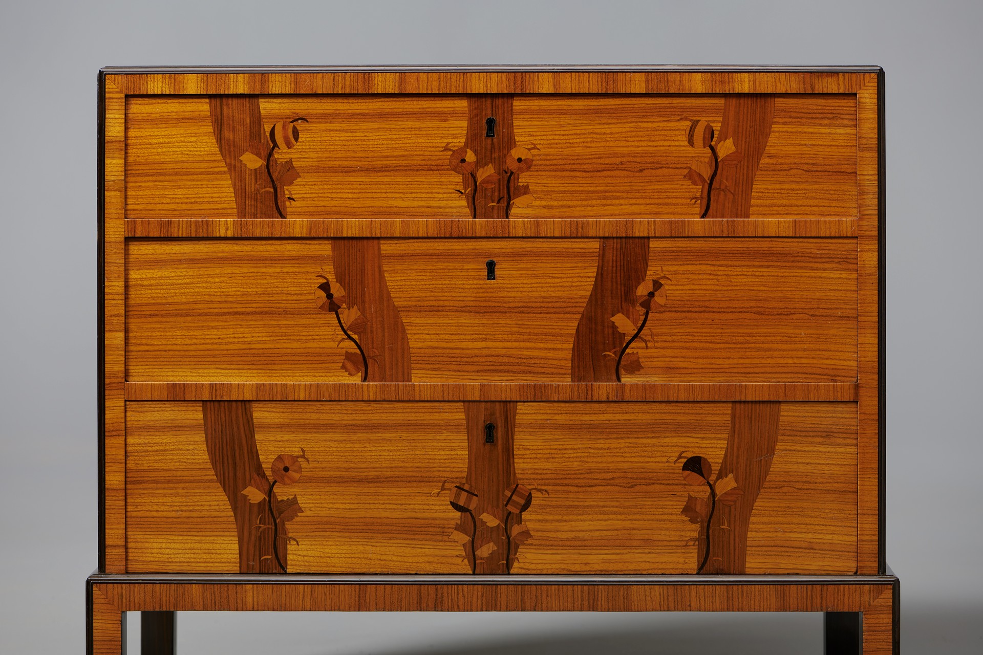 Chest of Drawers image 3