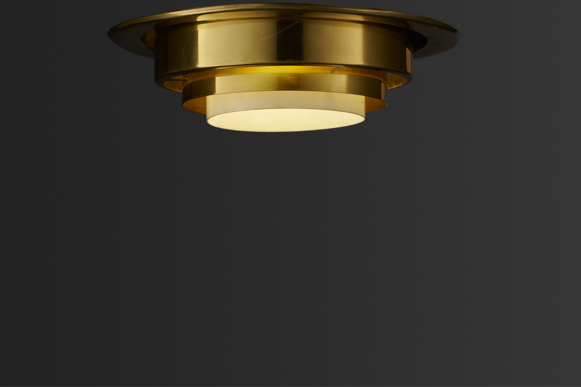 Extending Ceiling lamp image 2