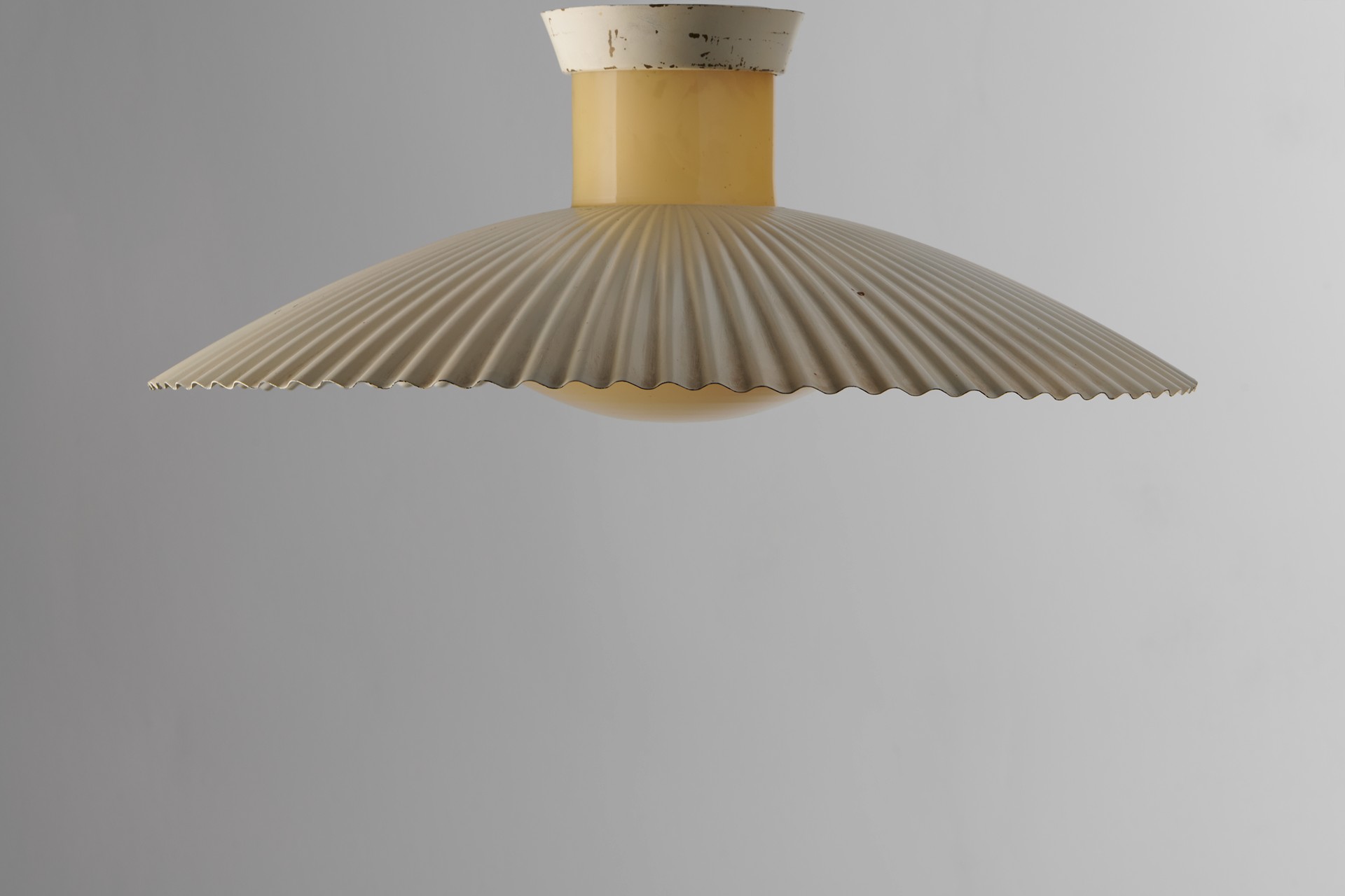 Pendant light image 3