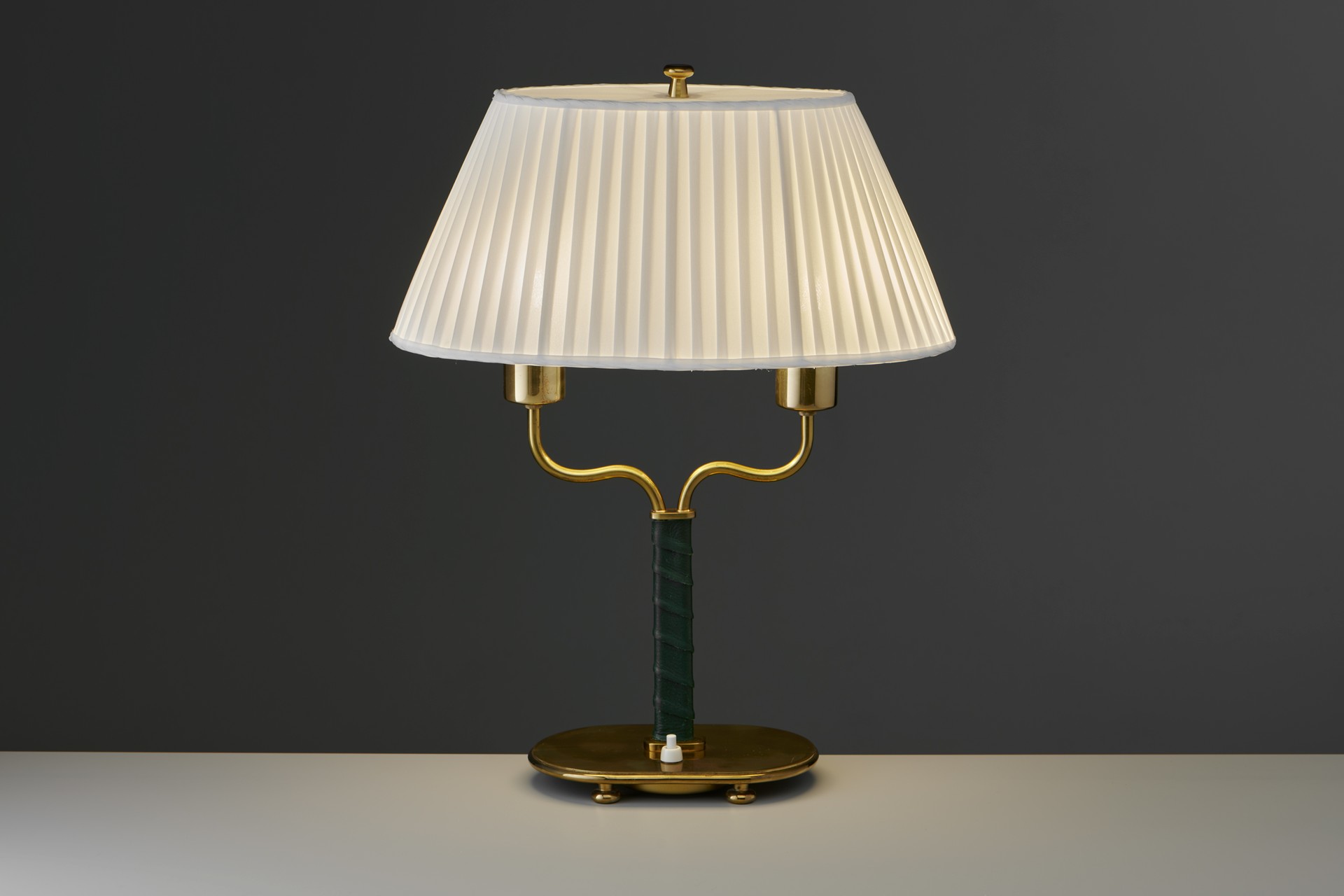 Table lamp image 2