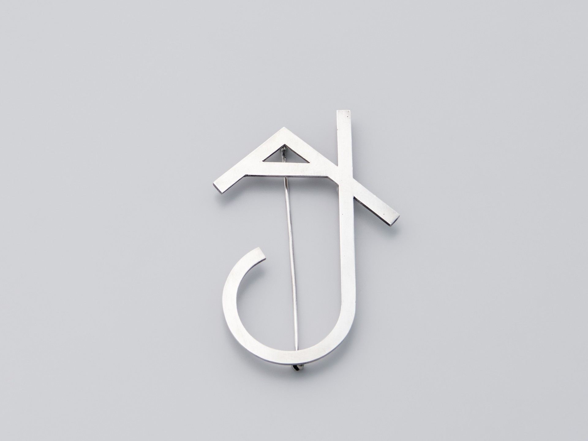 Brooch Monogram 'AJ'