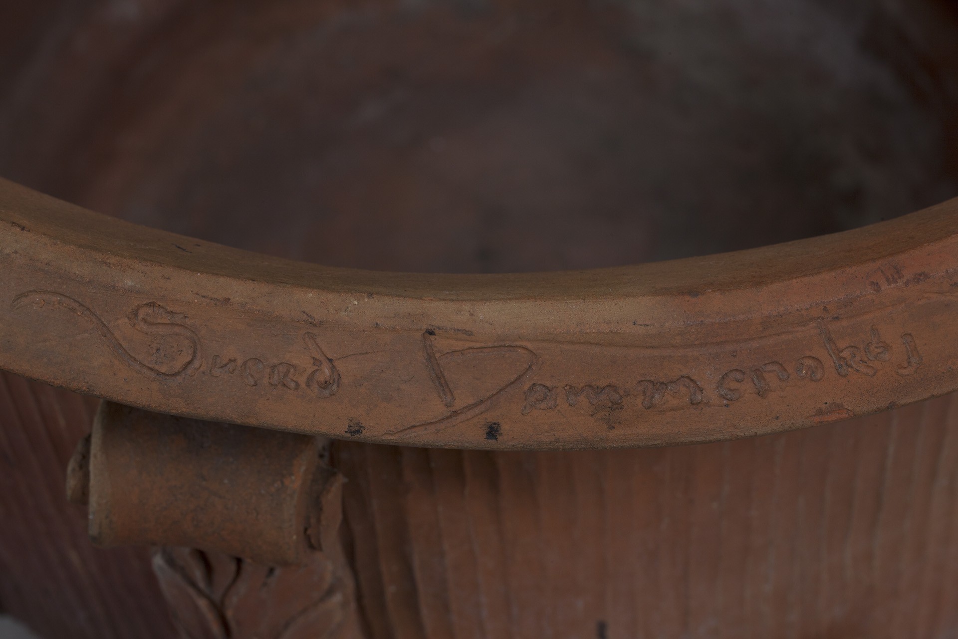 Large Urn image 3