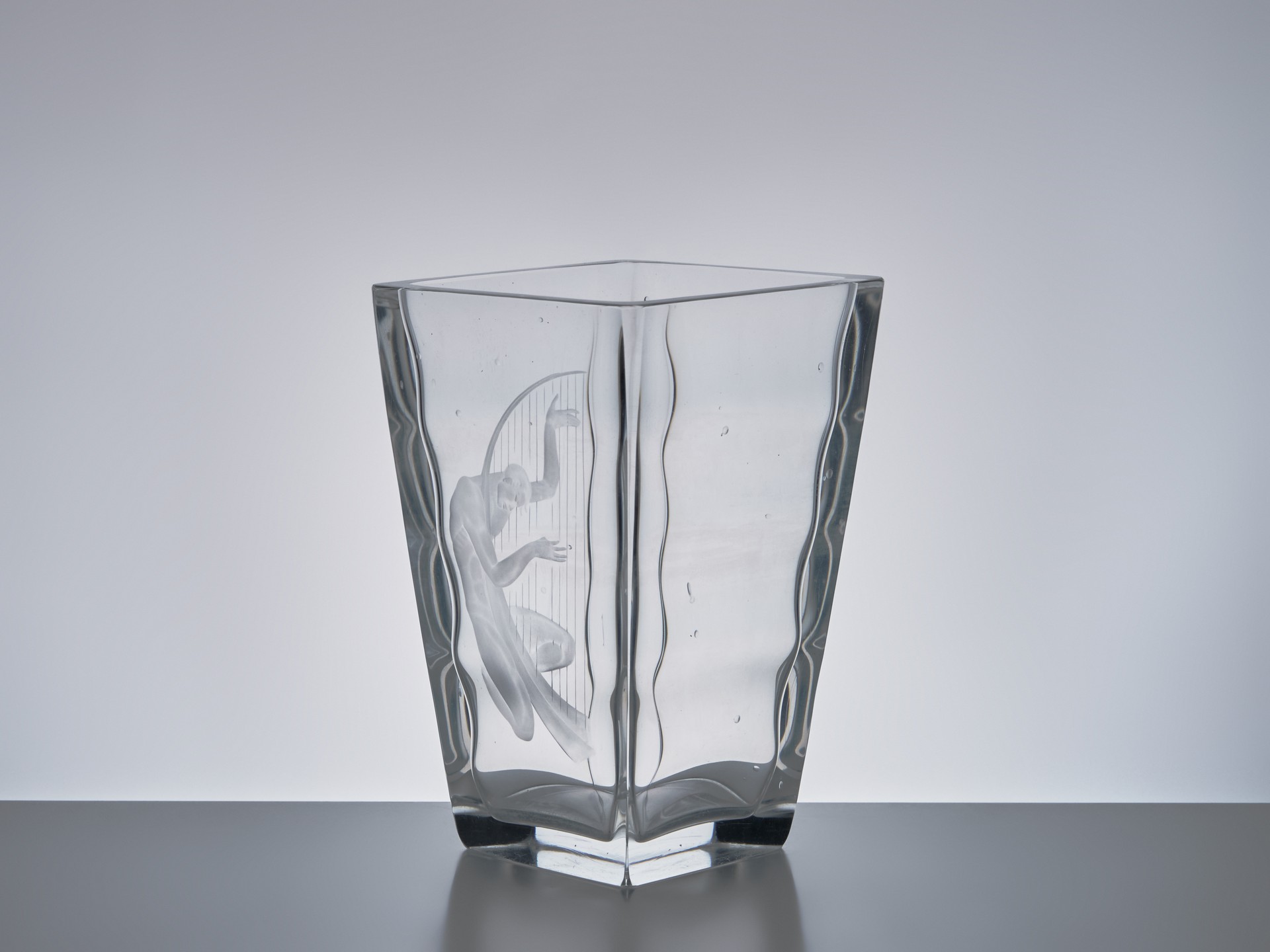 Vase image 2