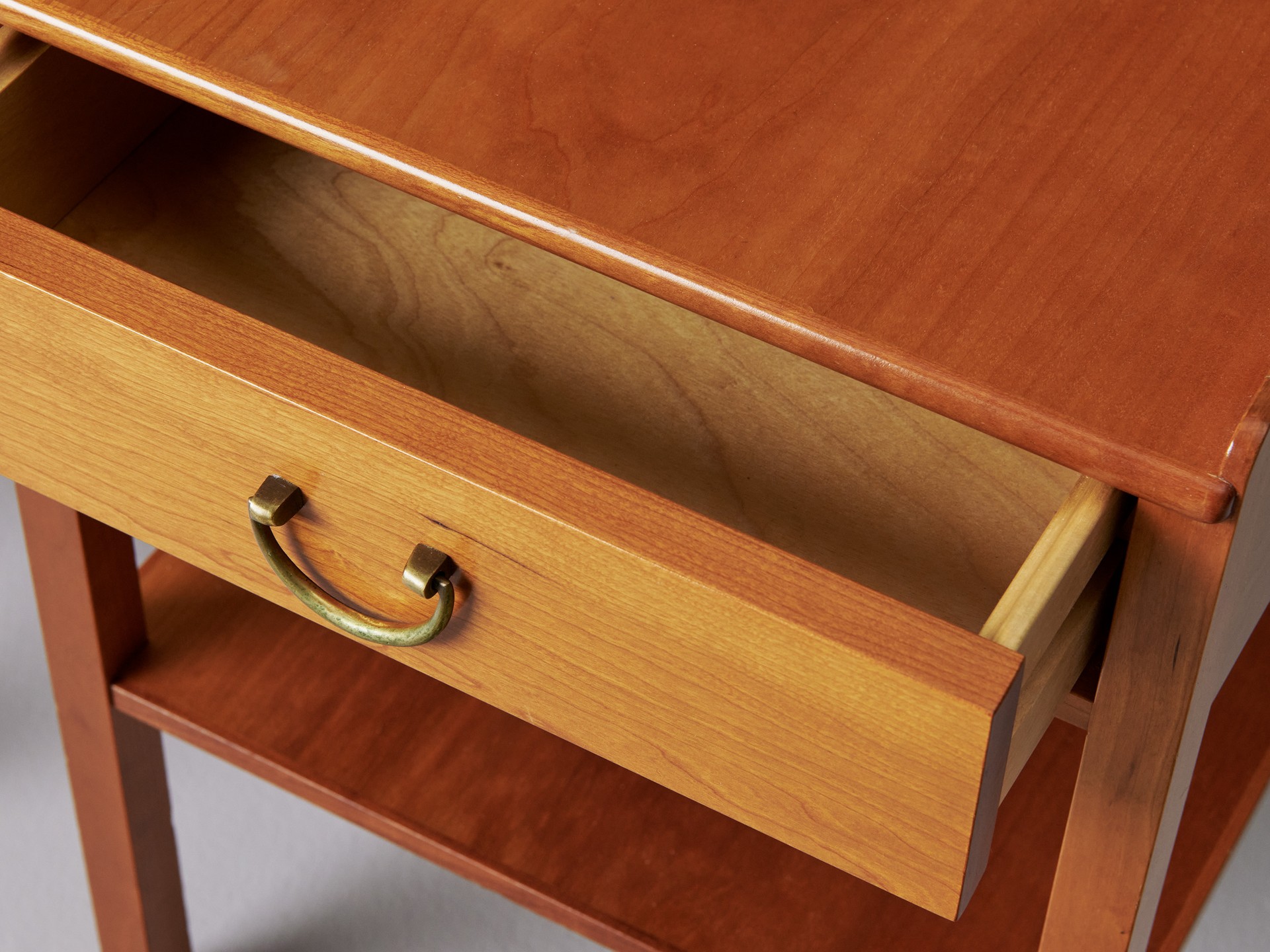 Pair of Bedside Tables image 6