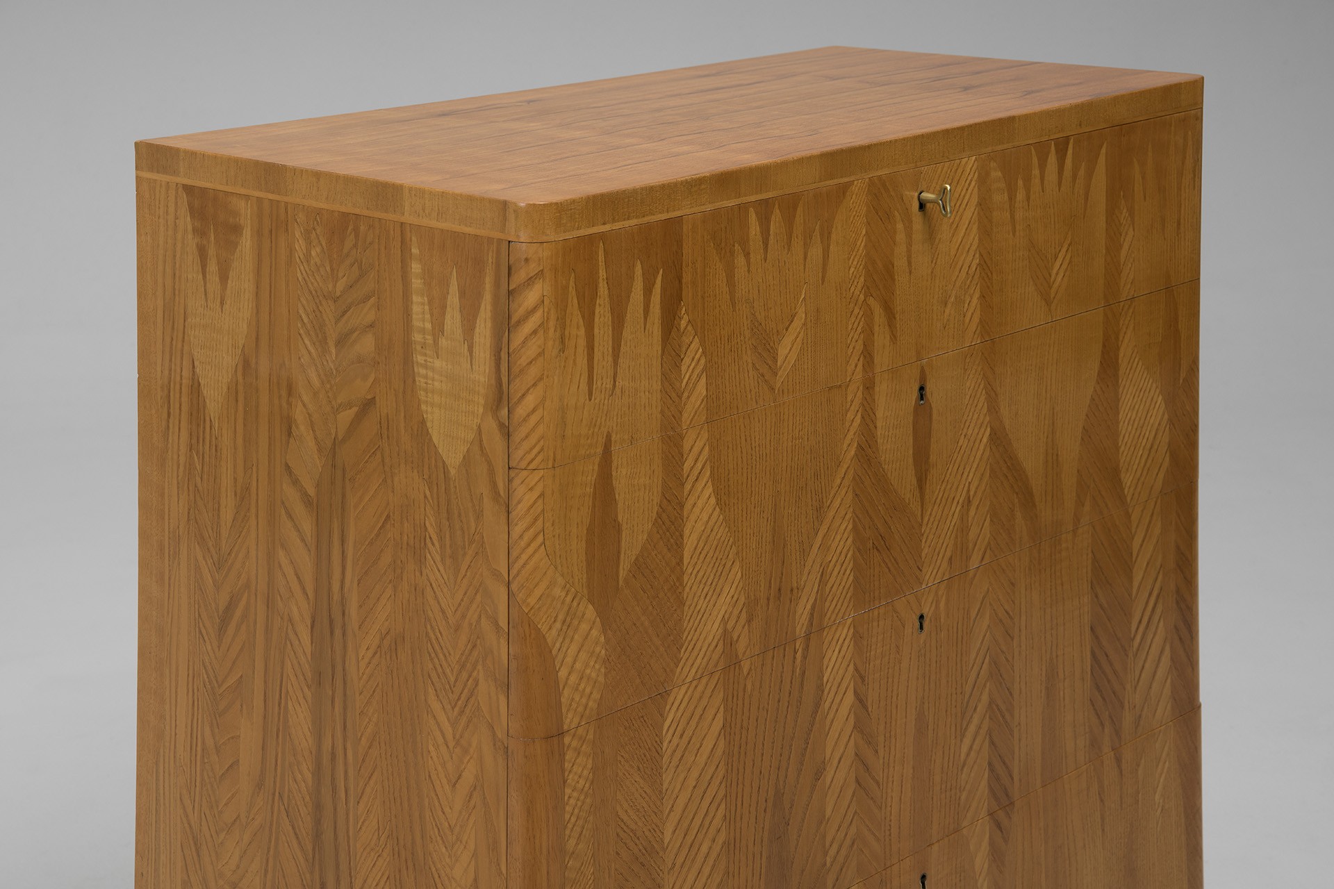 Chest of Drawers image 5