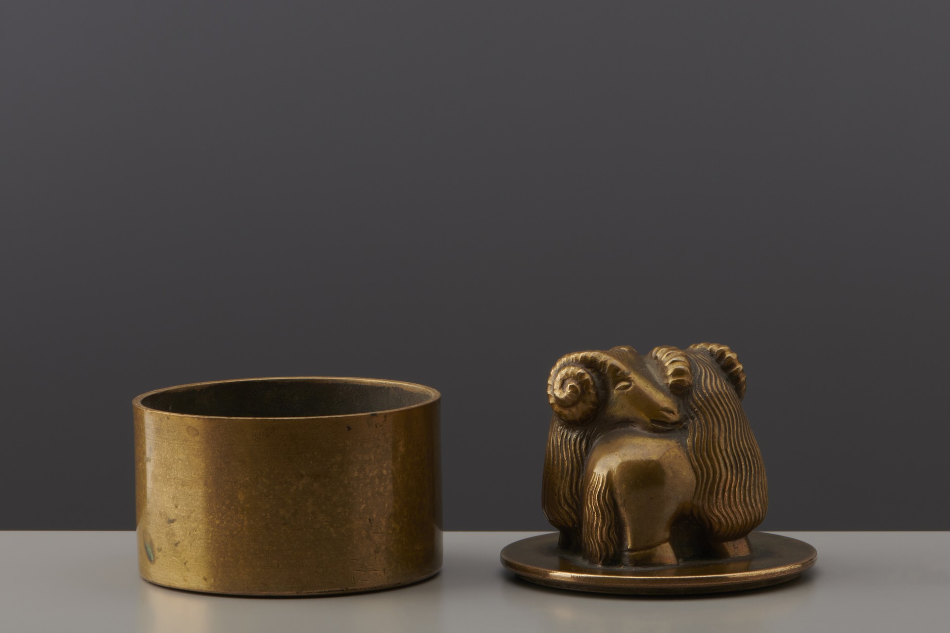 Jar with cover image 2