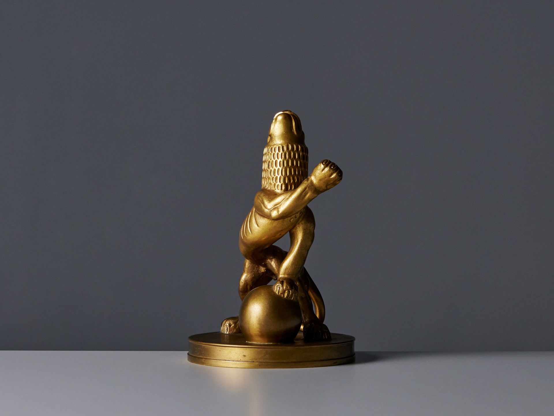 Rare Lion Sculpture image 3