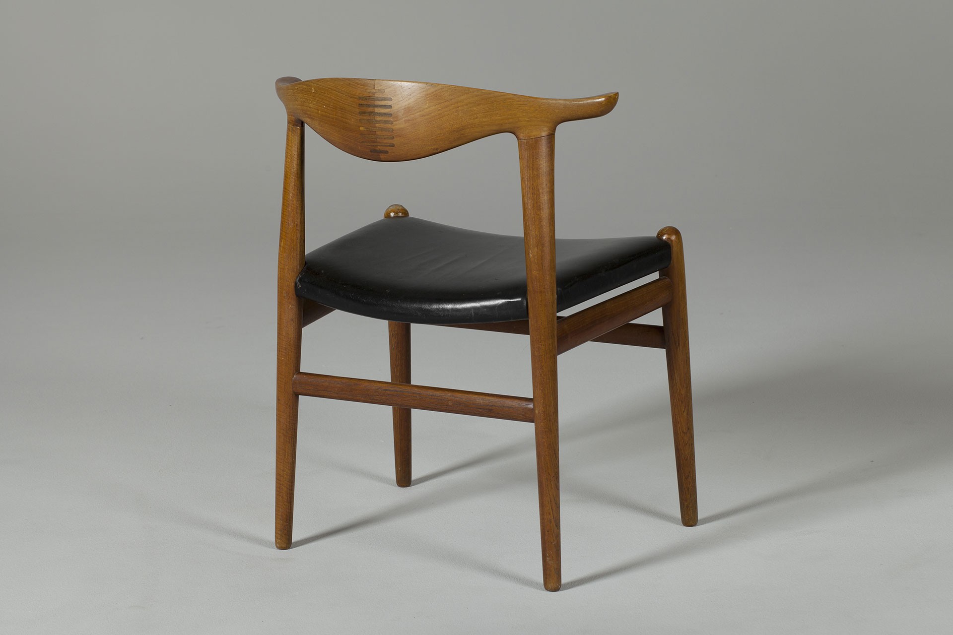 "Cowhorn" Chair image 3