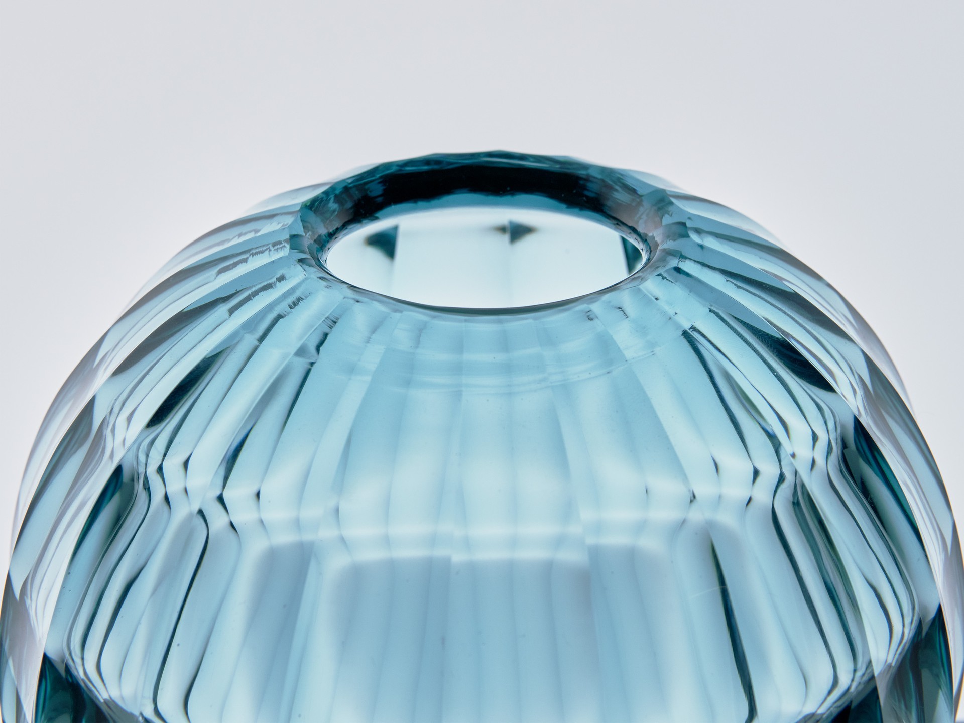 Vase image 3