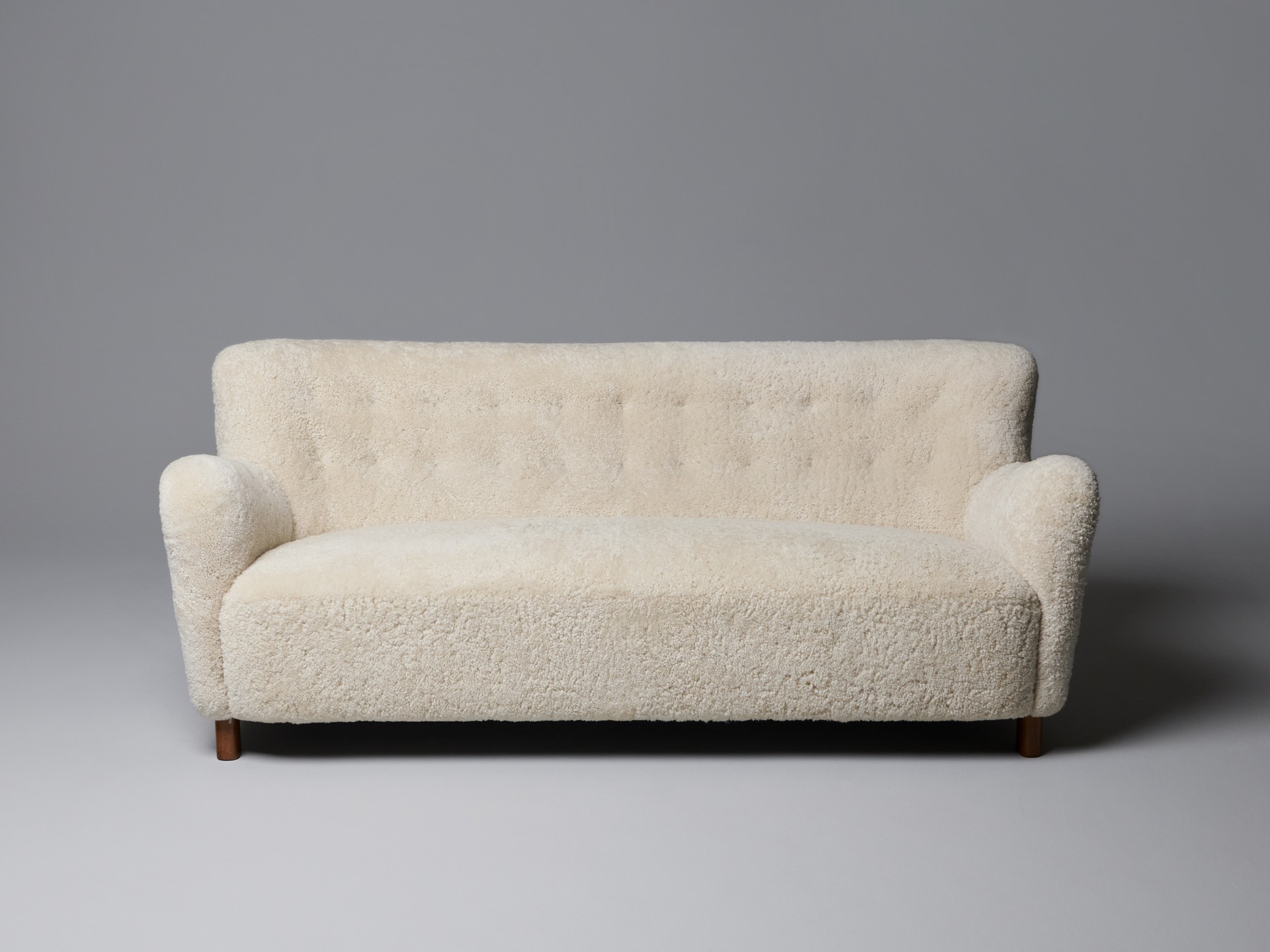 Sofa image 2