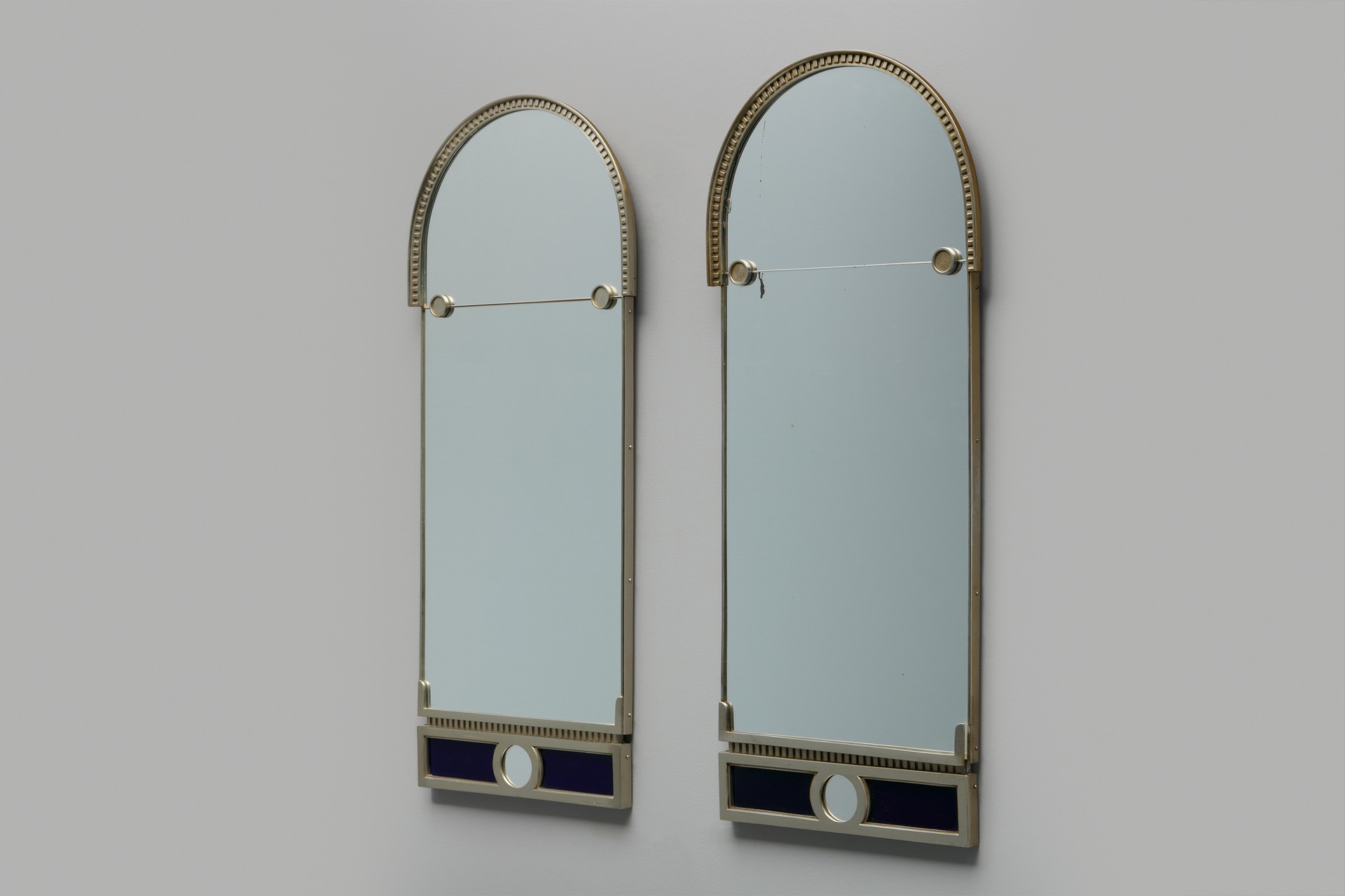 Mirror image 6