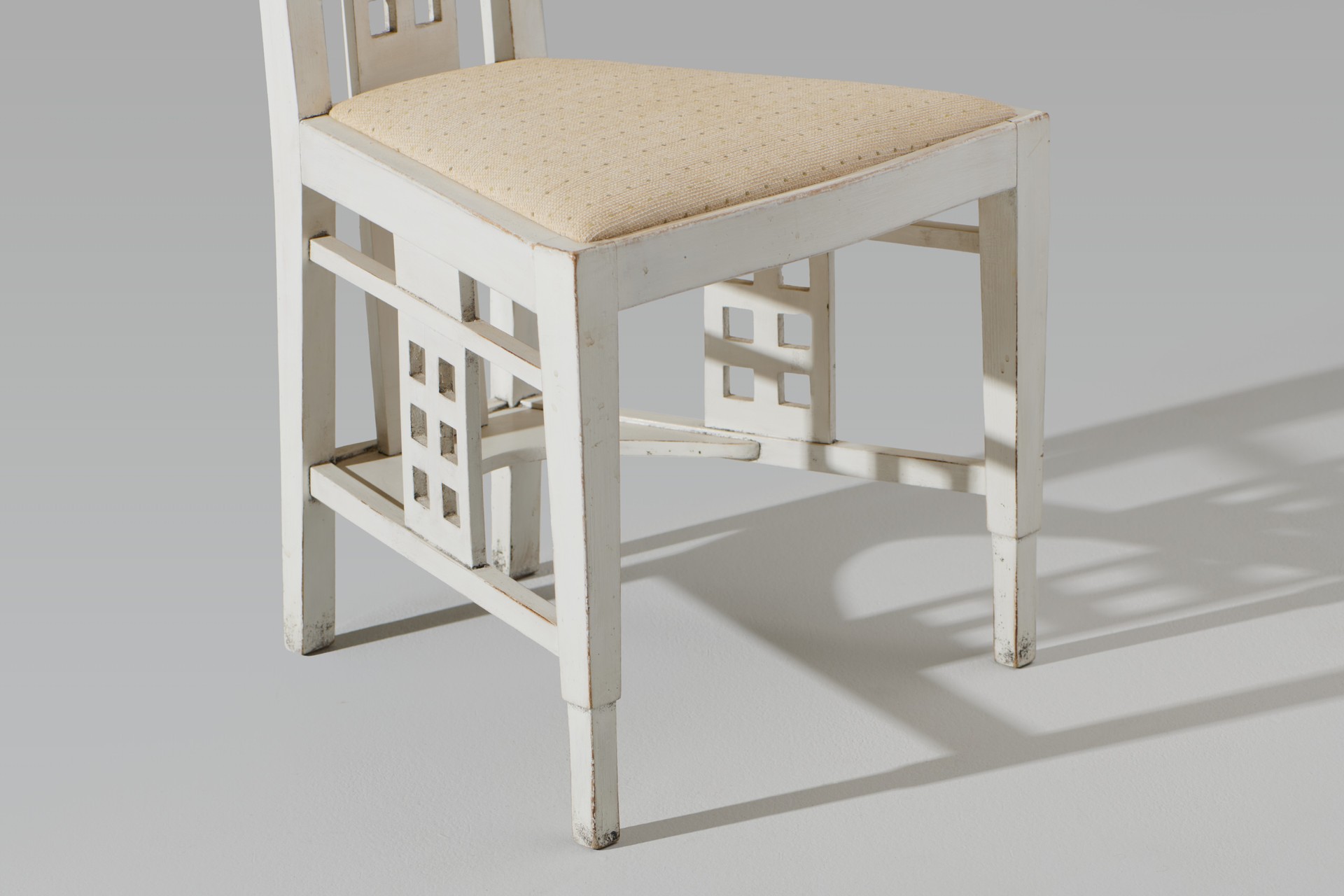 Chair image 4
