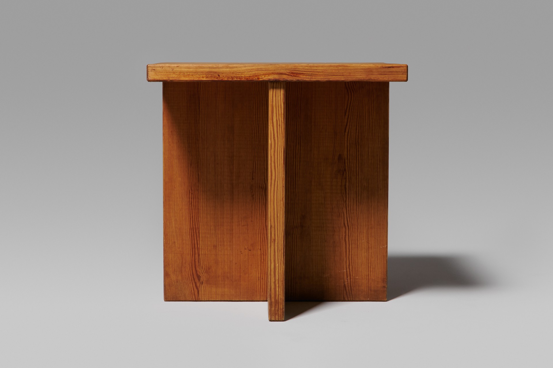 'Lovö' Table image 2