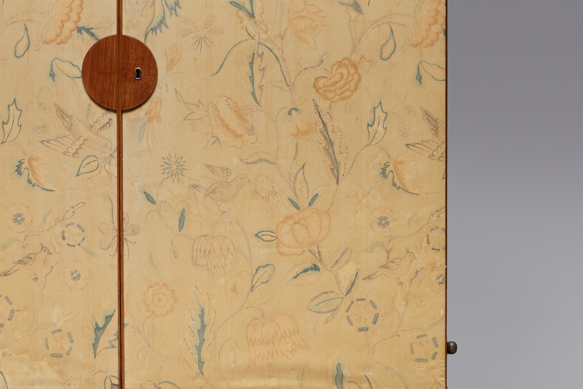 Unique Cabinet, Model no. 522 image 7