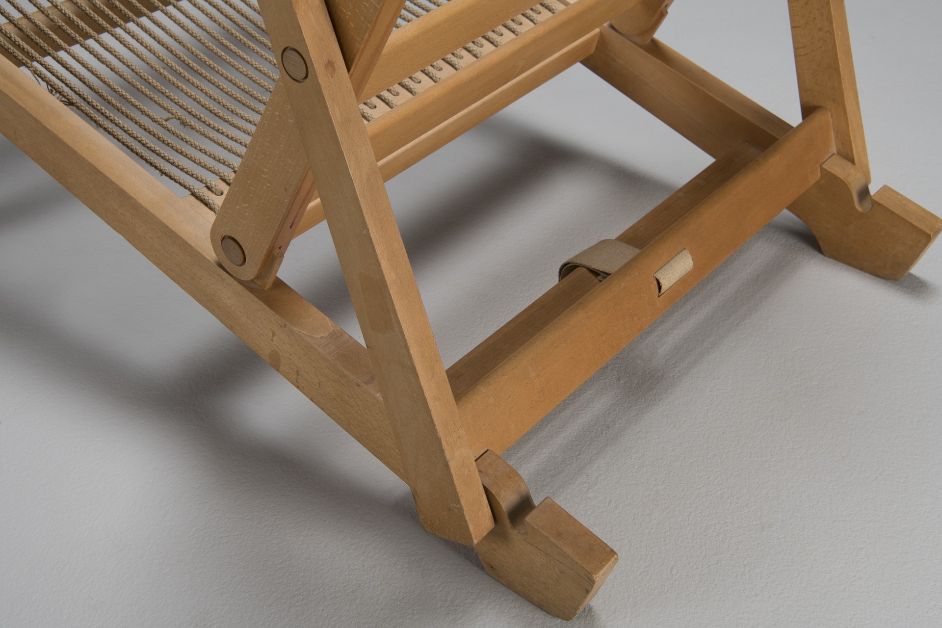 Adjustable Folding Lounge Chair, Model no. 'SA 201' image 4