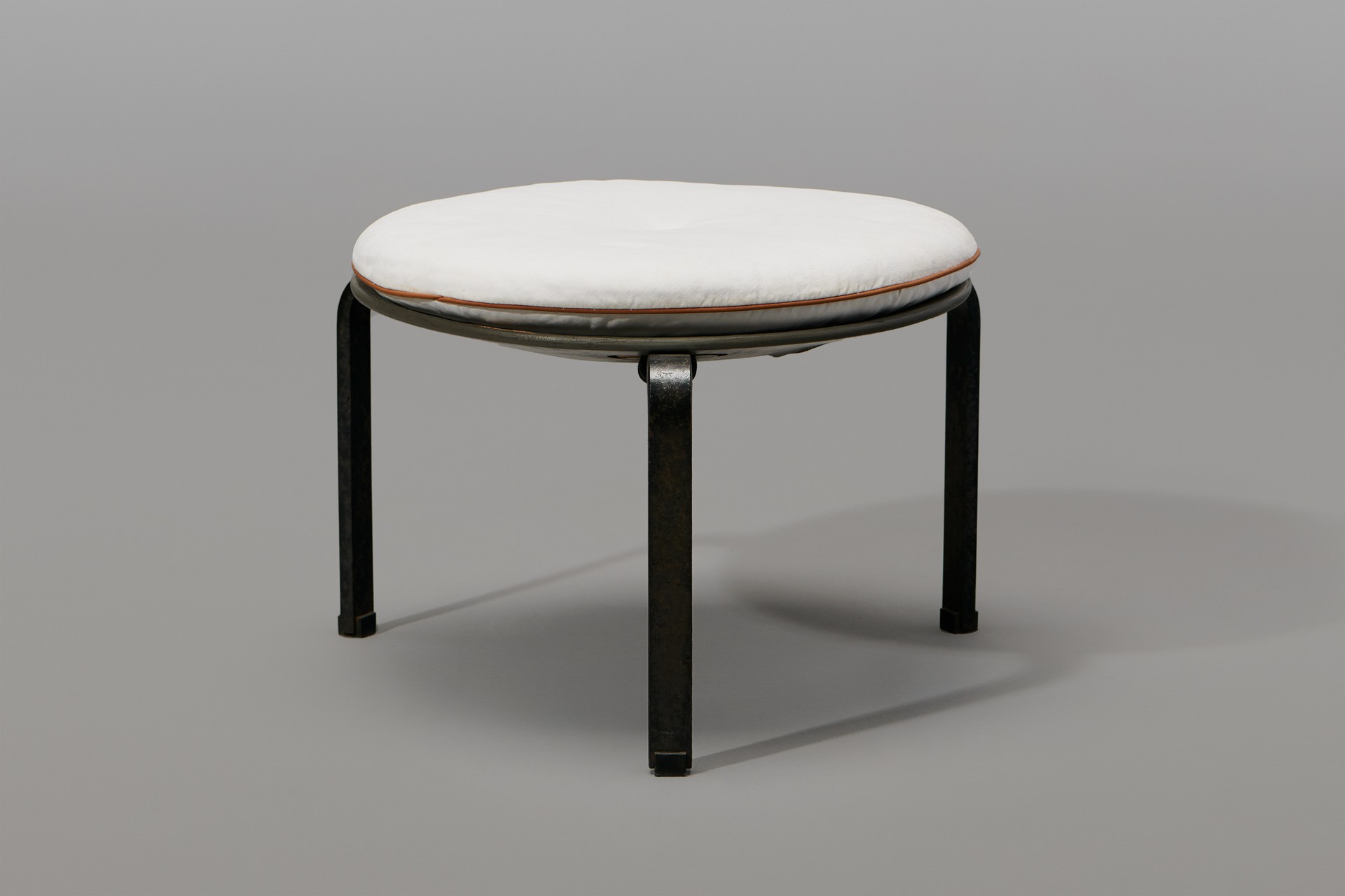 Set of Three Early Stools, Model no. PK 33 image 2