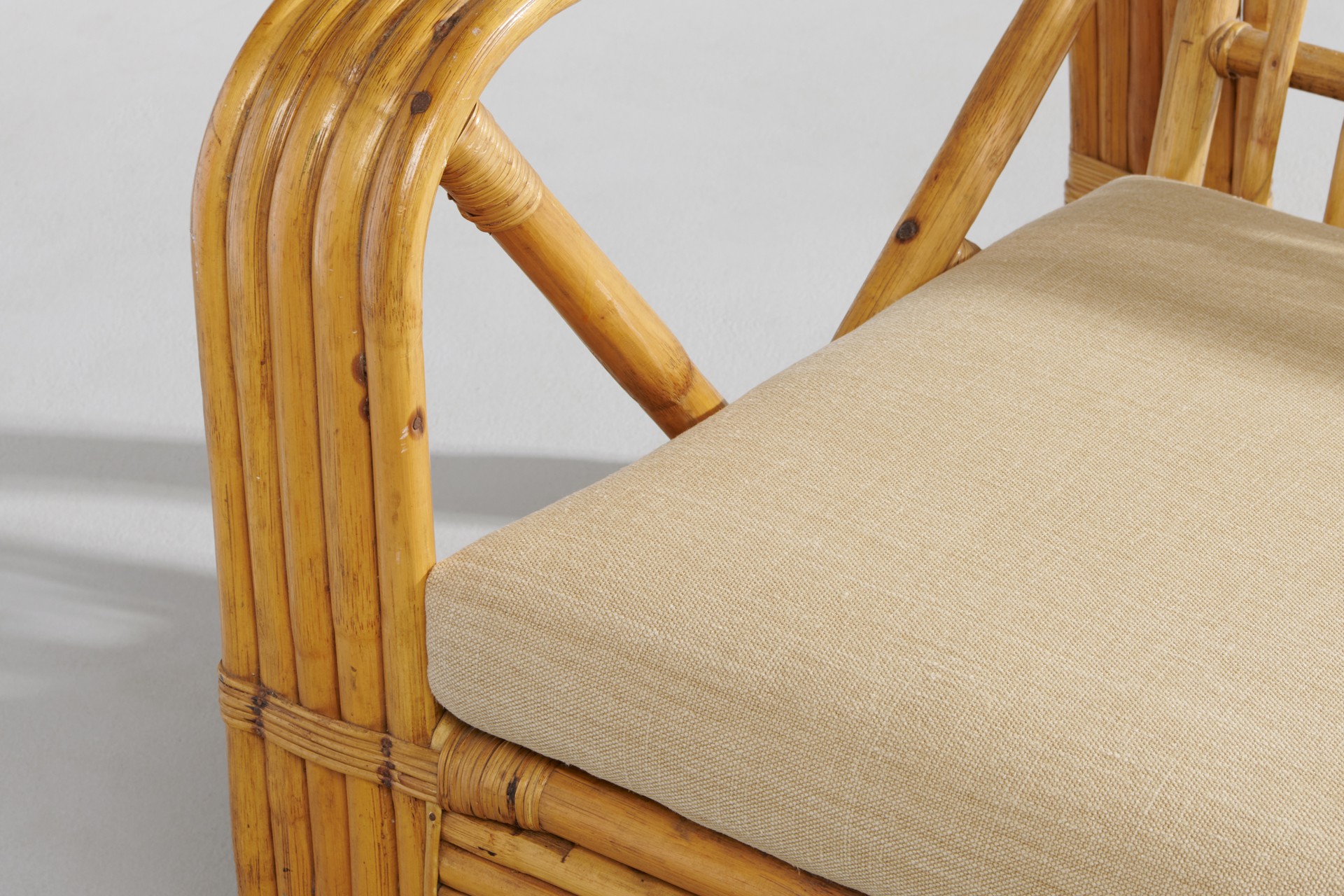 Sofa image 5