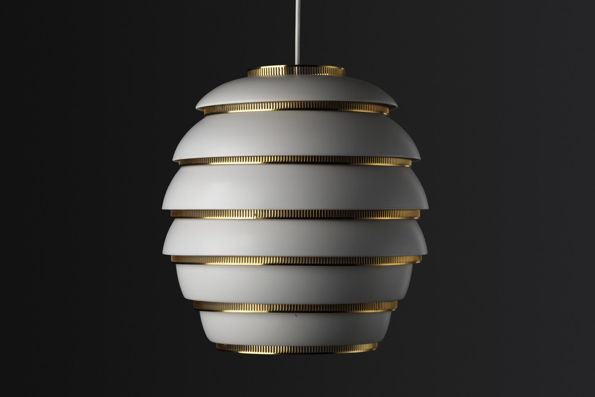 Large 'Beehive' Lamp, Model No. A332 image 3
