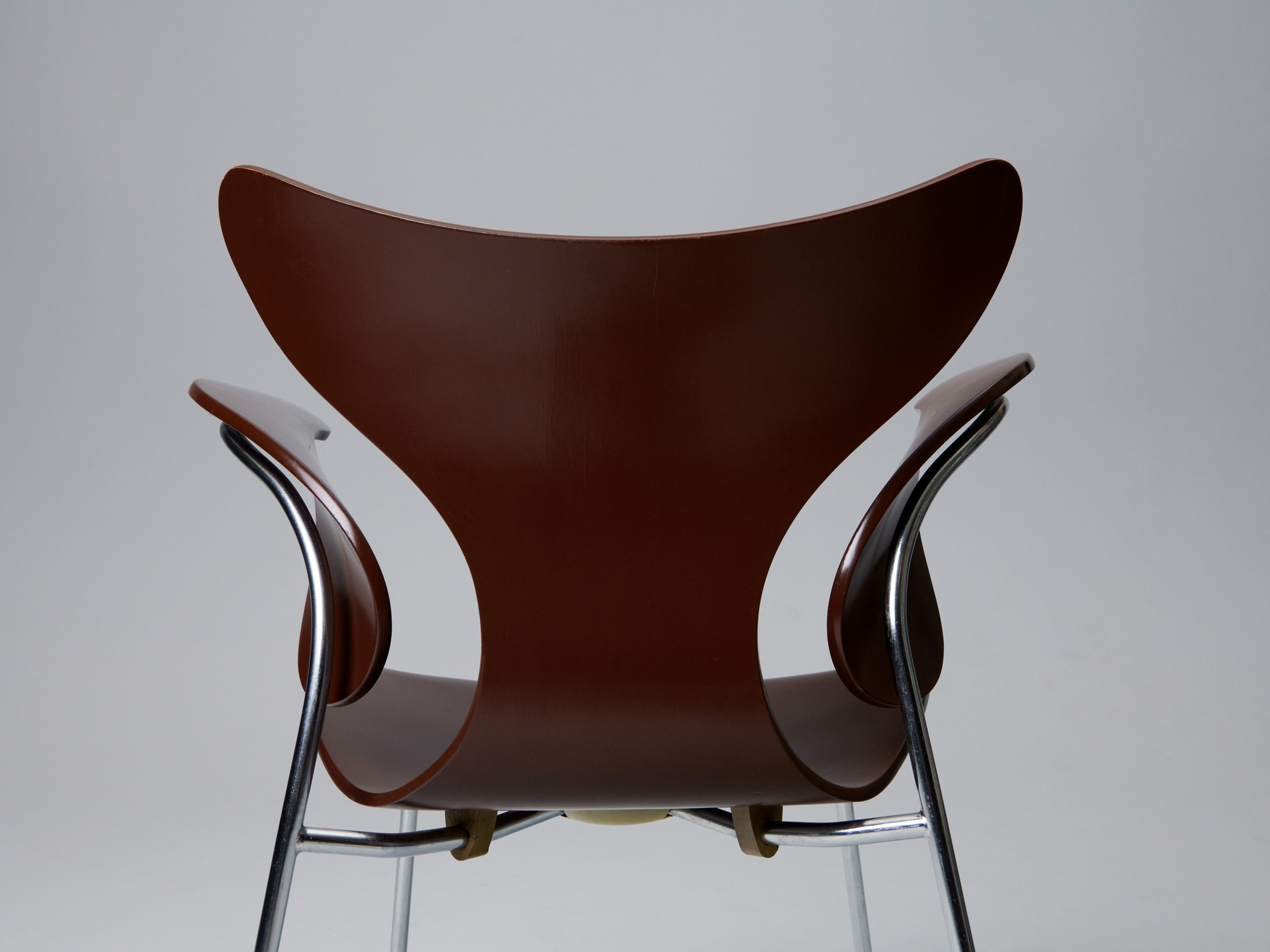 Set of Four 'Seagull' Chairs image 7