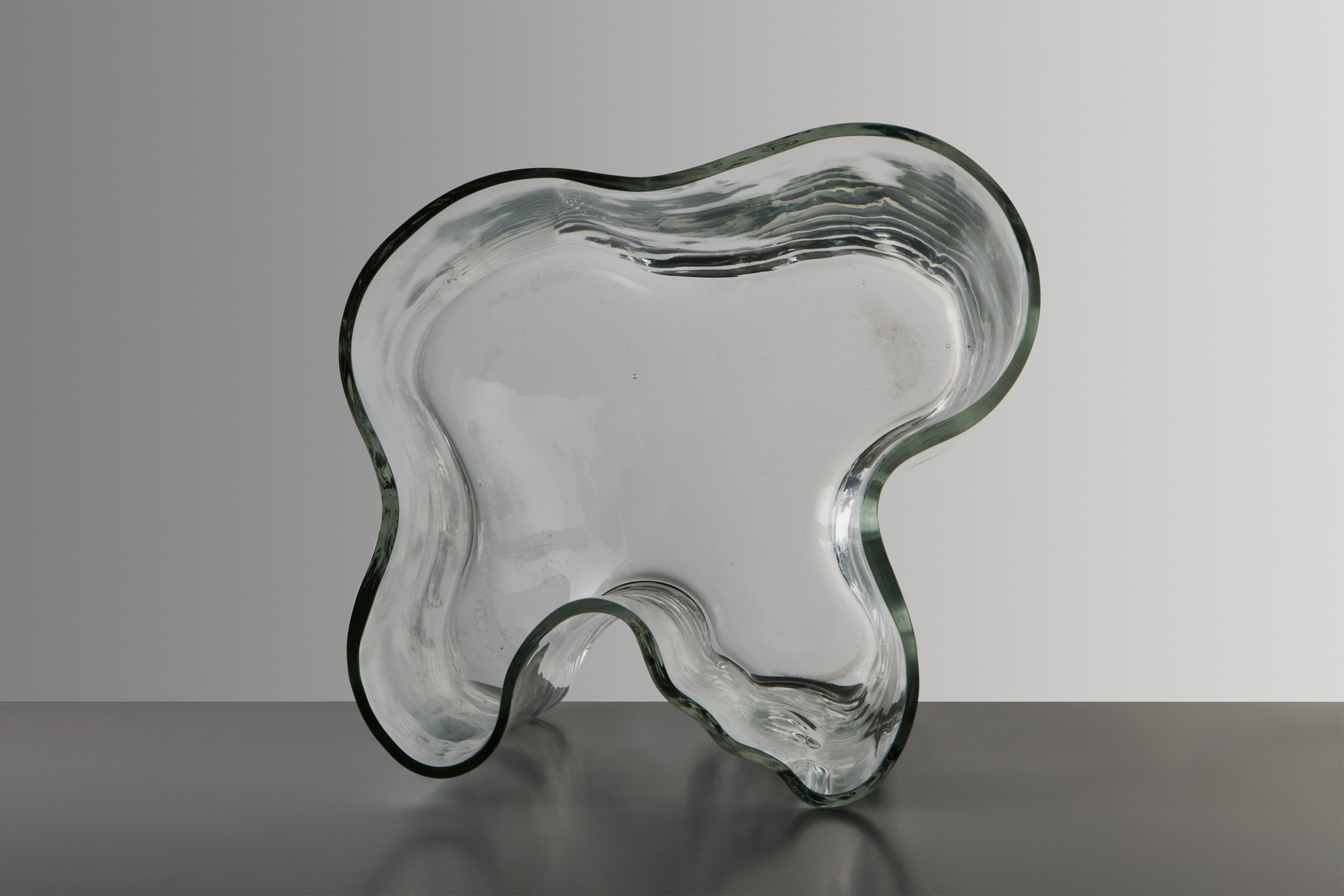 'Savoy' Vase, Model no. 3031 image 5